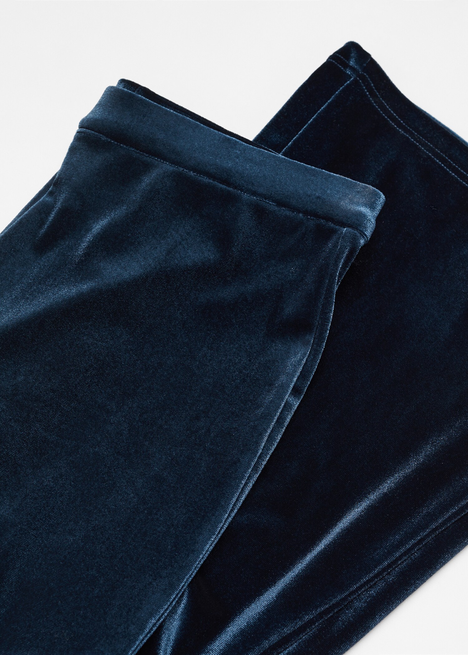 Straight velvet trousers - Details of the article 8