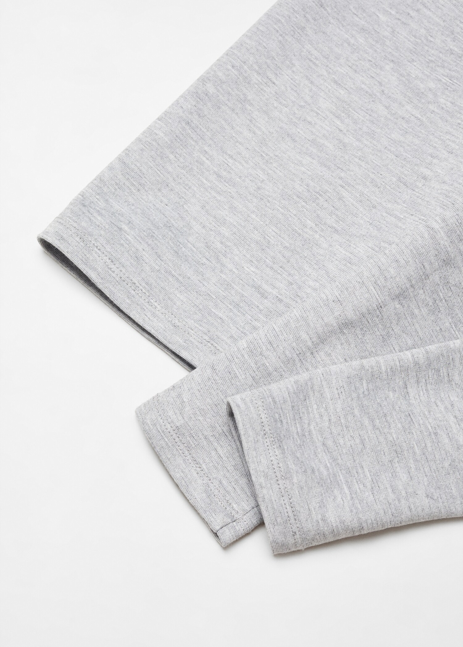 Long-sleeved cropped t-shirt - Details of the article 8