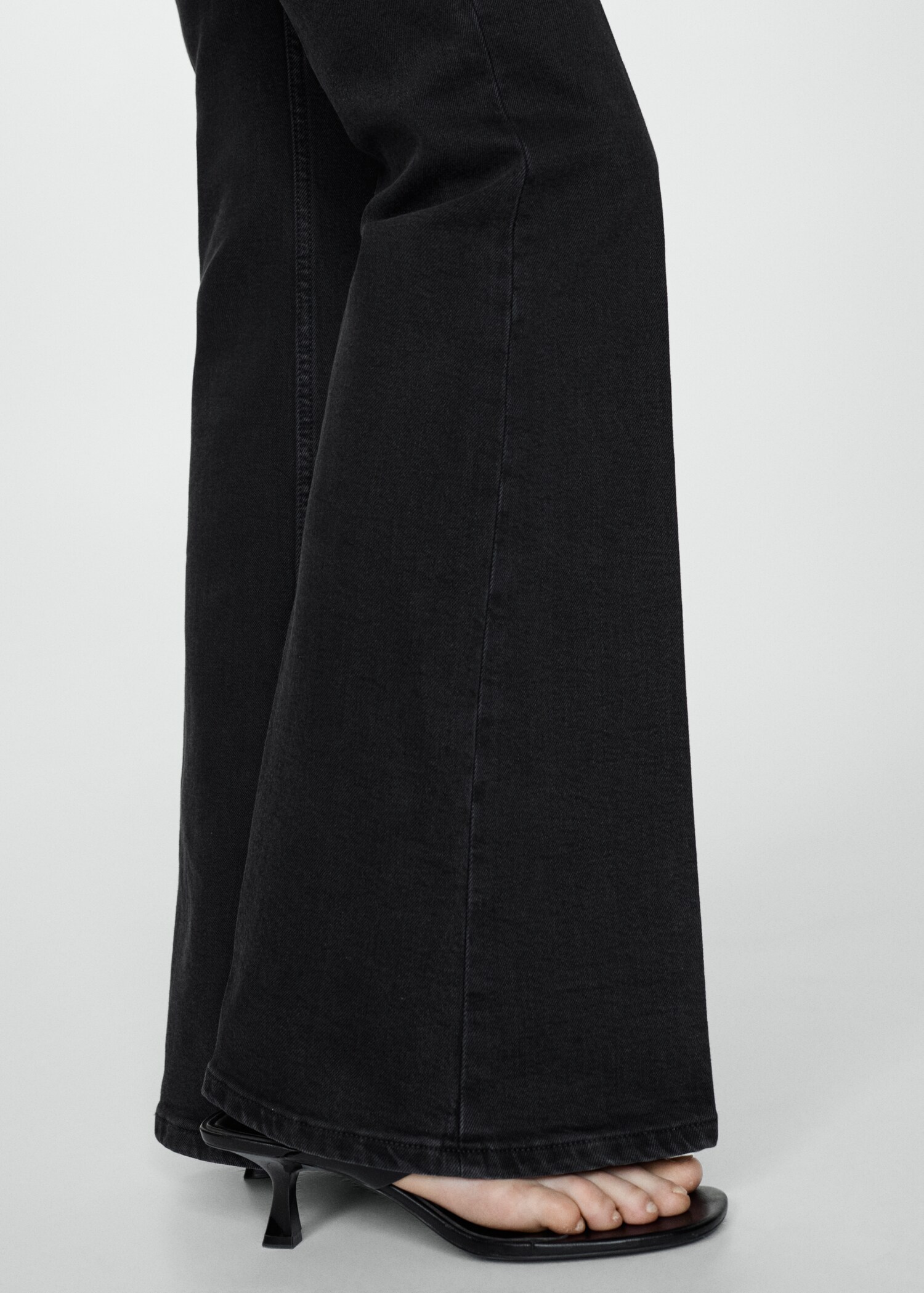 Jeans flare vita alta - Dettaglio dell'articolo 6