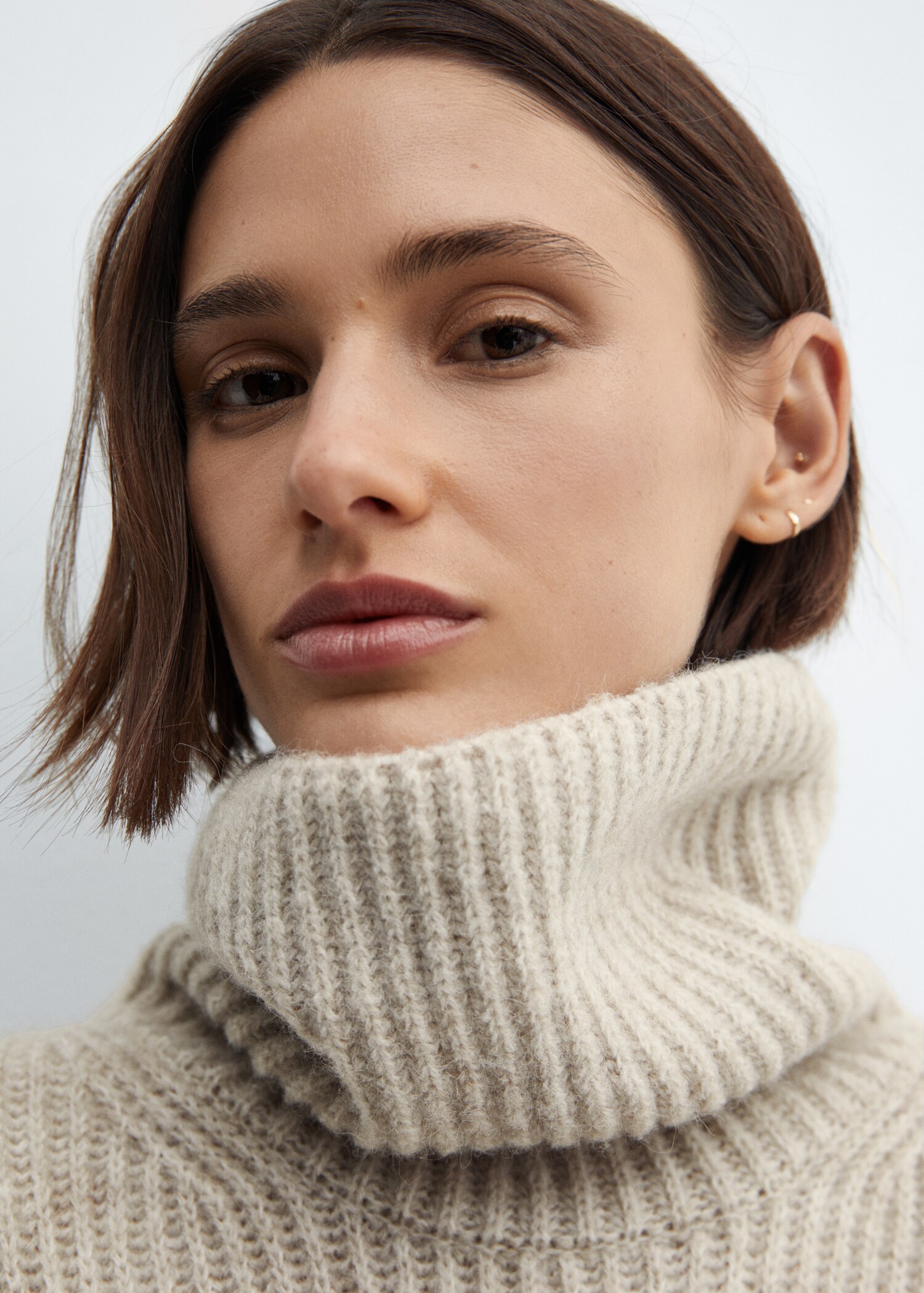 Robe maille côtelée col roulé - Détail de l'article 1