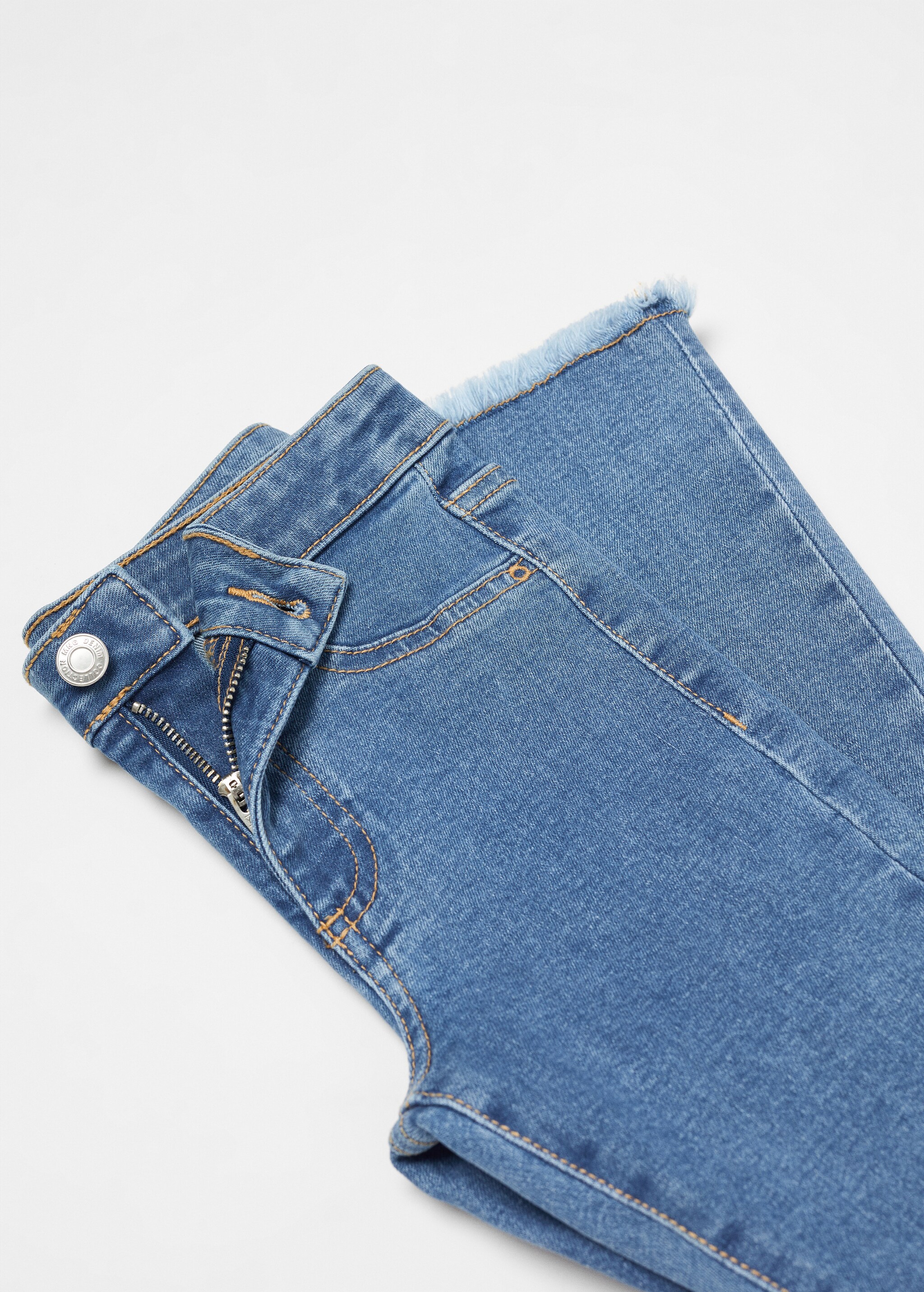 Frayed finish flare jeans - Details of the article 8