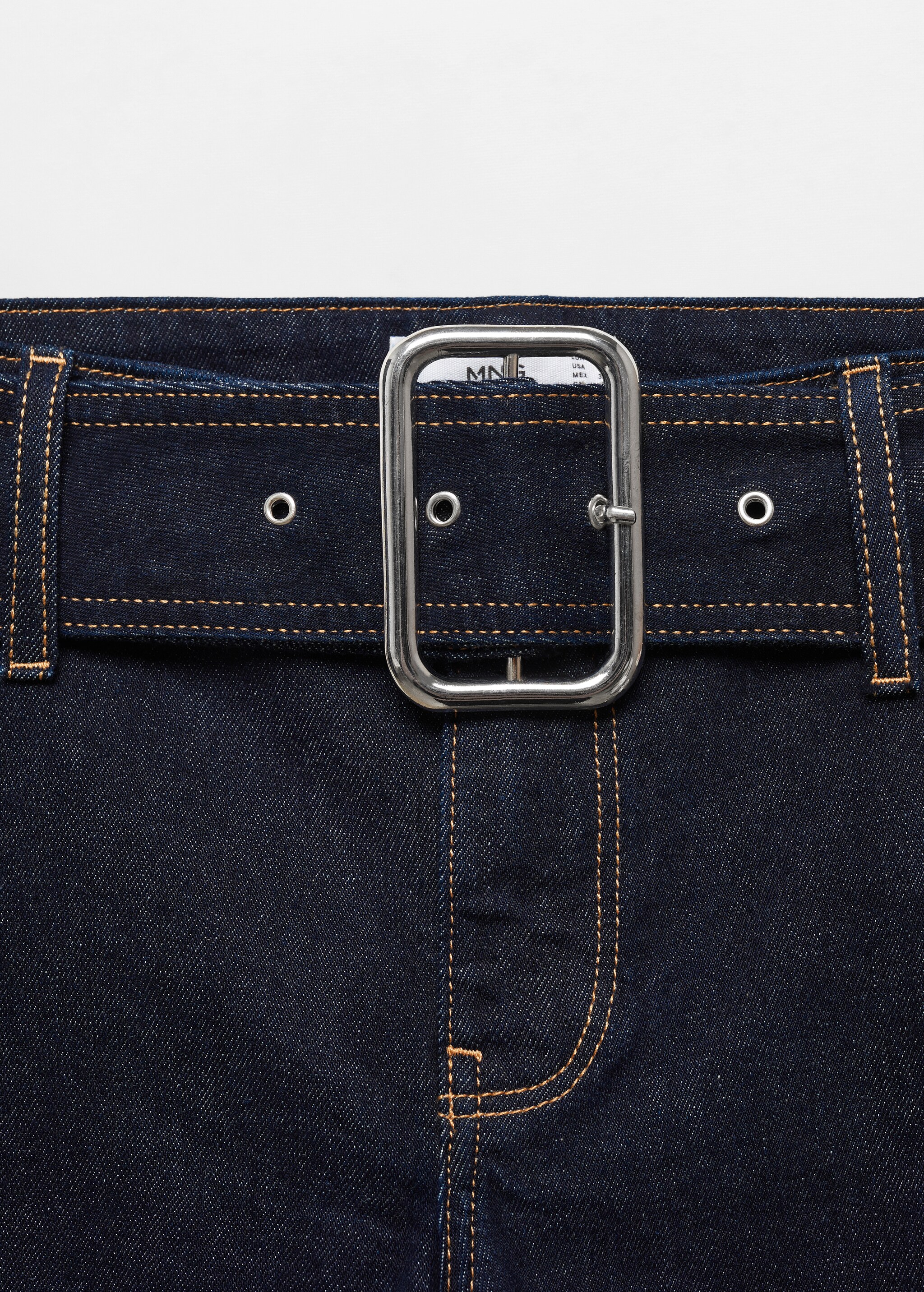 Flared jeans with belt - Details of the article 8