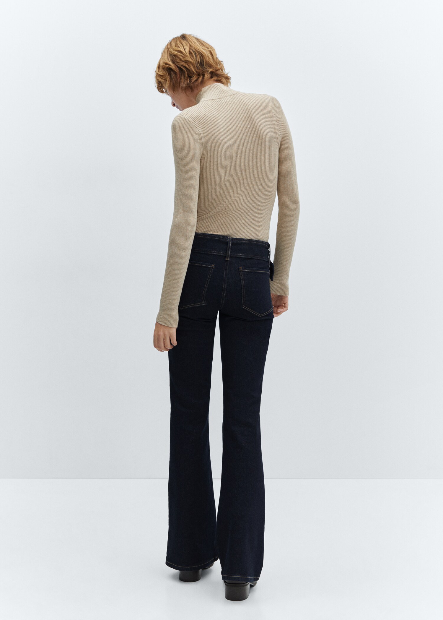 Jean flare ceinture - Verso de l’article