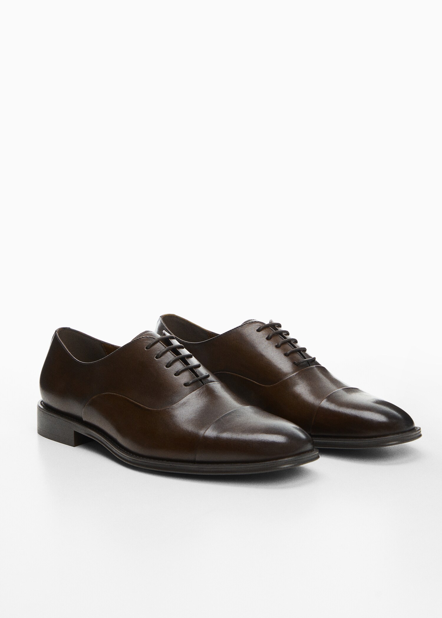 Elongated leather suit shoes - Medium plane