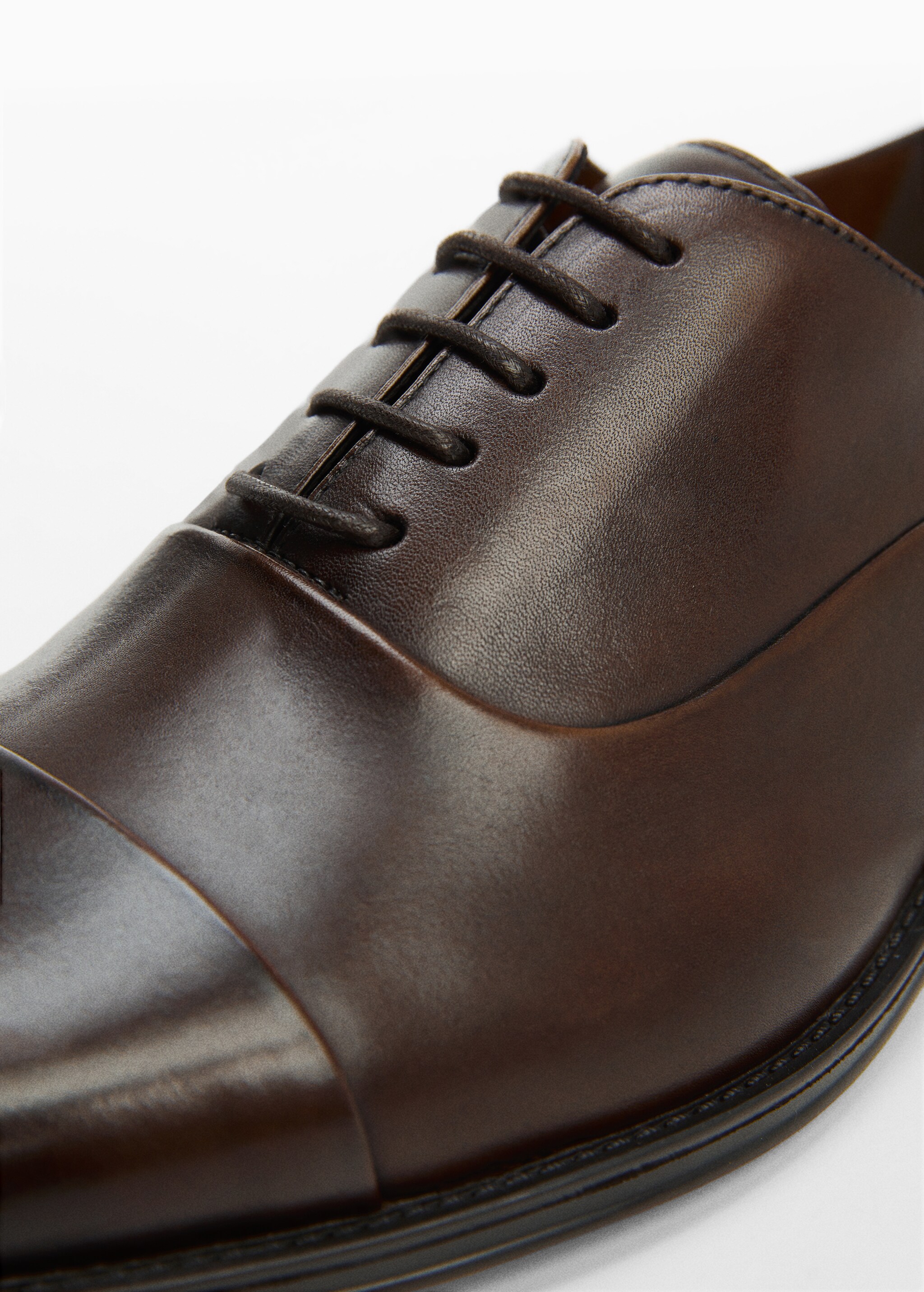 Chaussures costume cuir forme allongée - Détail de l'article 3