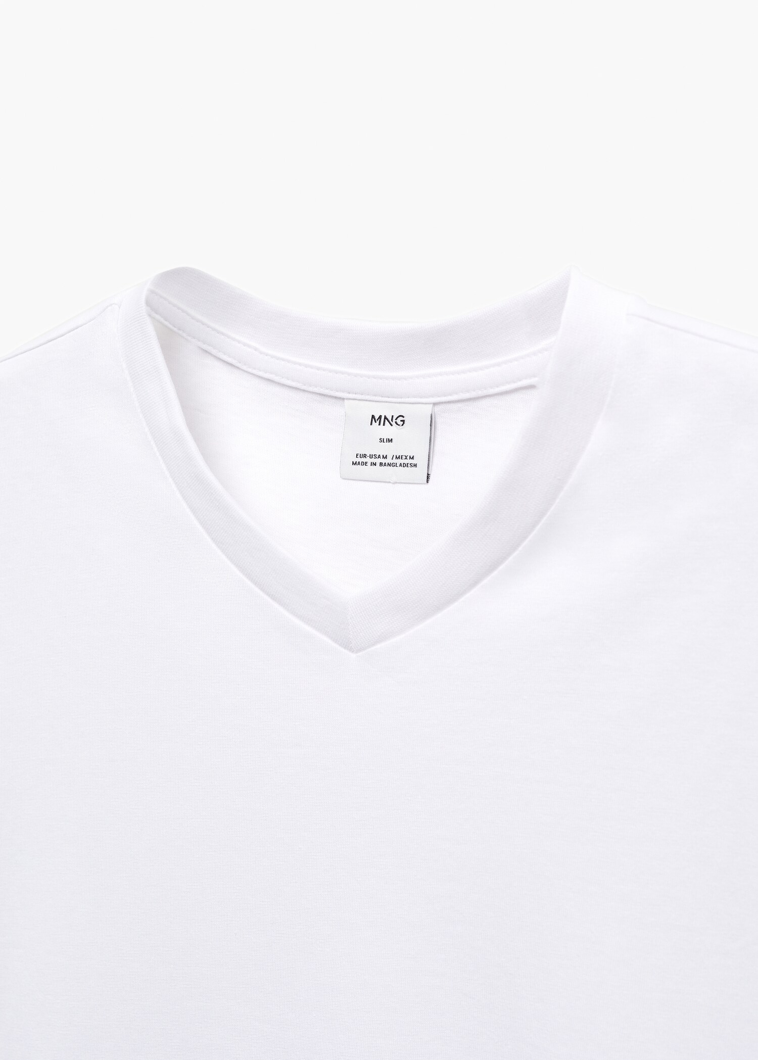 T-shirt basique coton col V - Détail de l'article 8