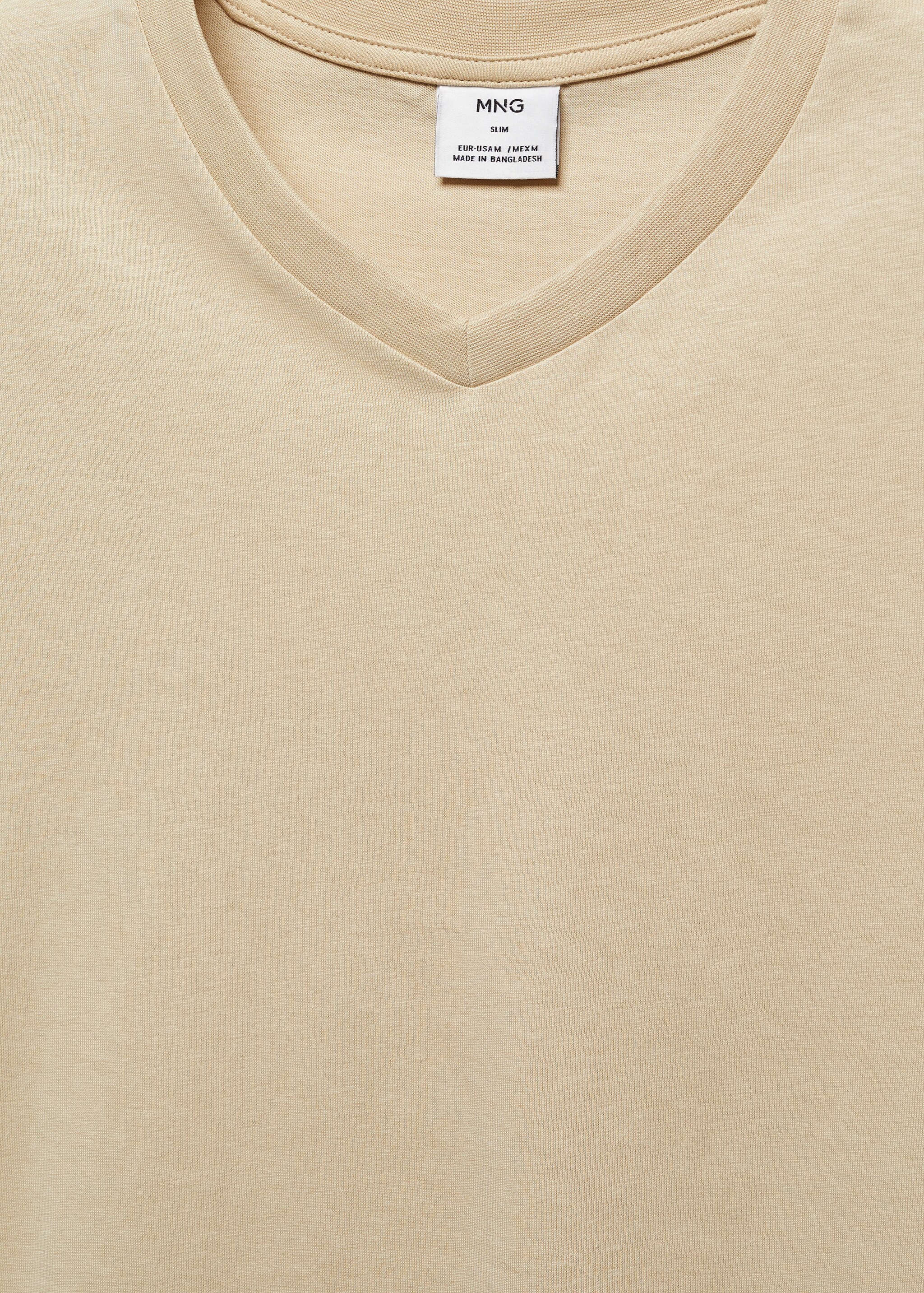 T-shirt basique coton col V - Détail de l'article 8
