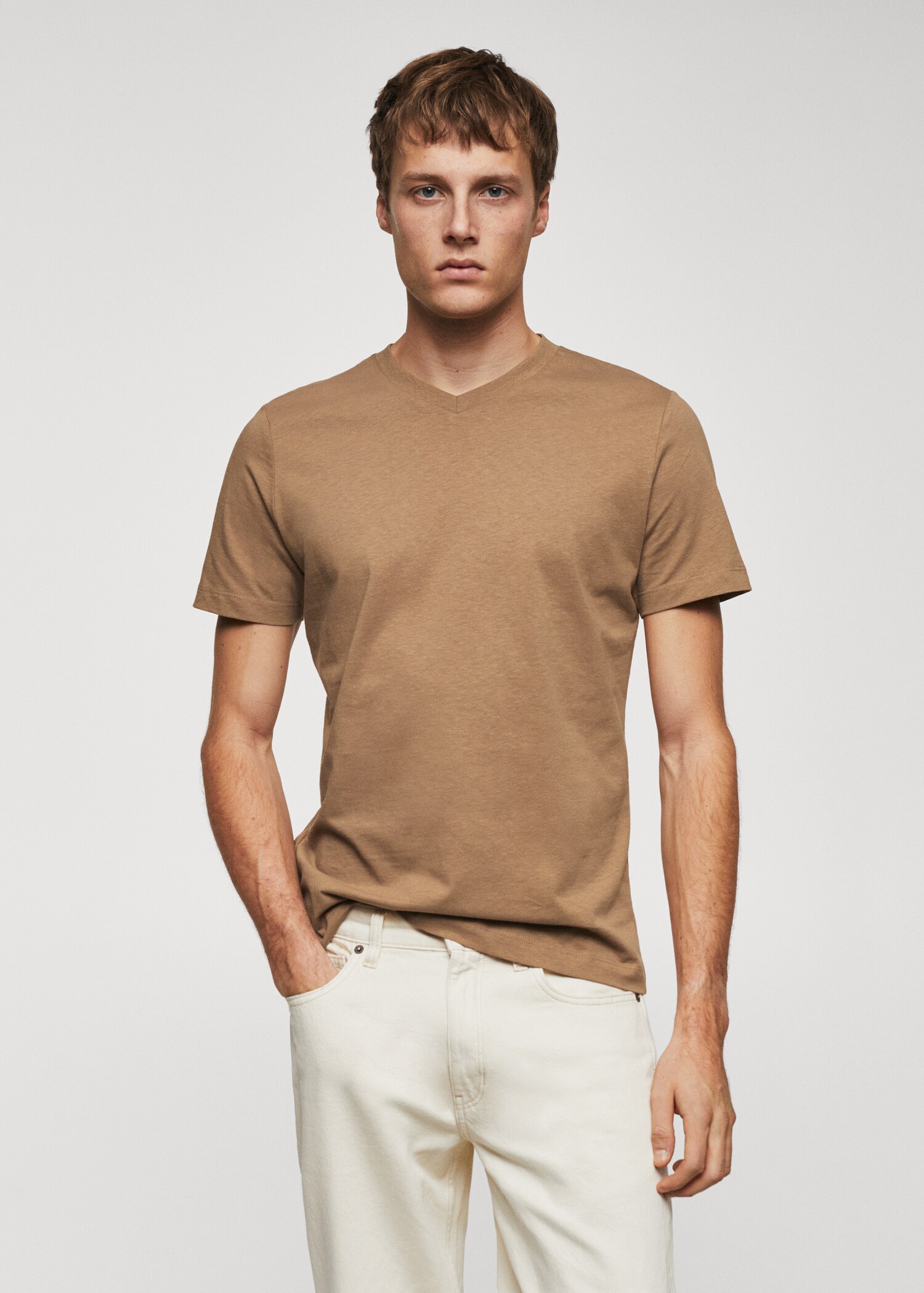 T-shirt basique coton col V - Plan moyen