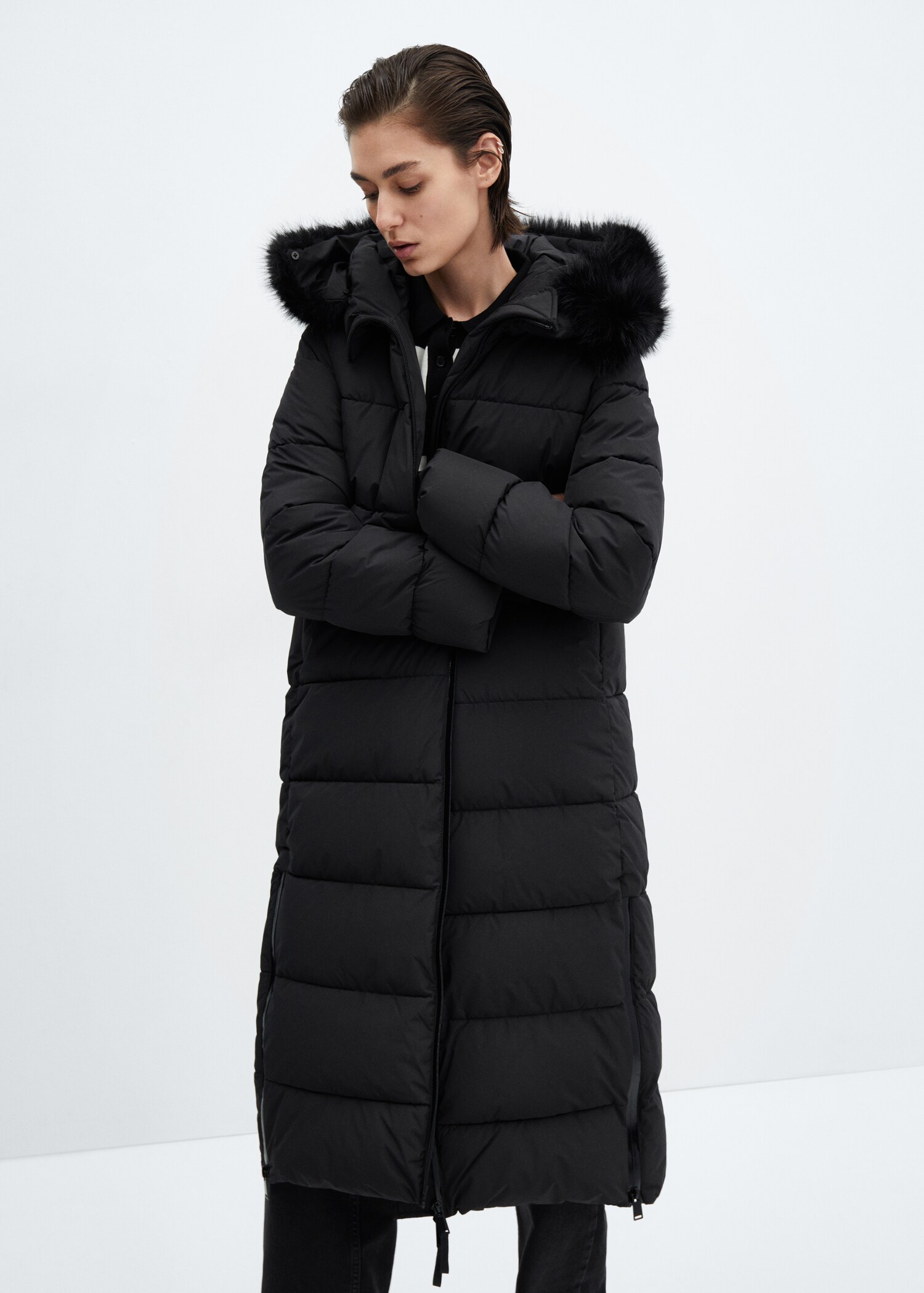 Anorak matelassé capuche imitation fourrure - Plan moyen