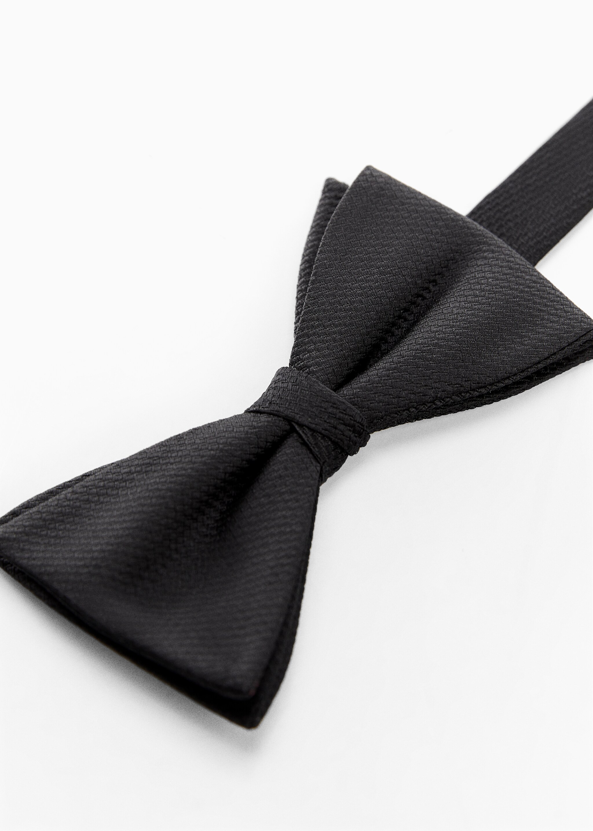 Классический галстук-бабочка с микроструктурой - Деталь изделия 1