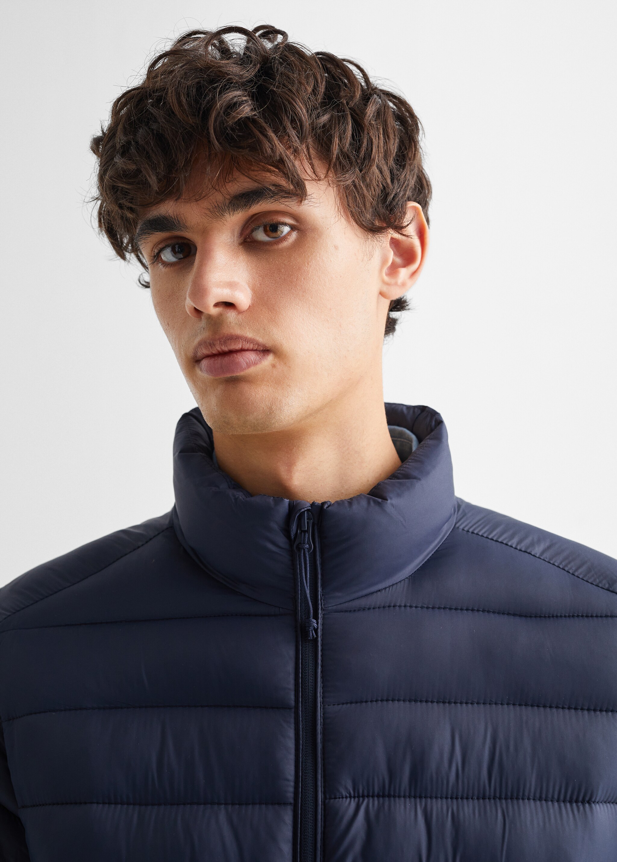 Side-zip quilted coat - Details of the article 1