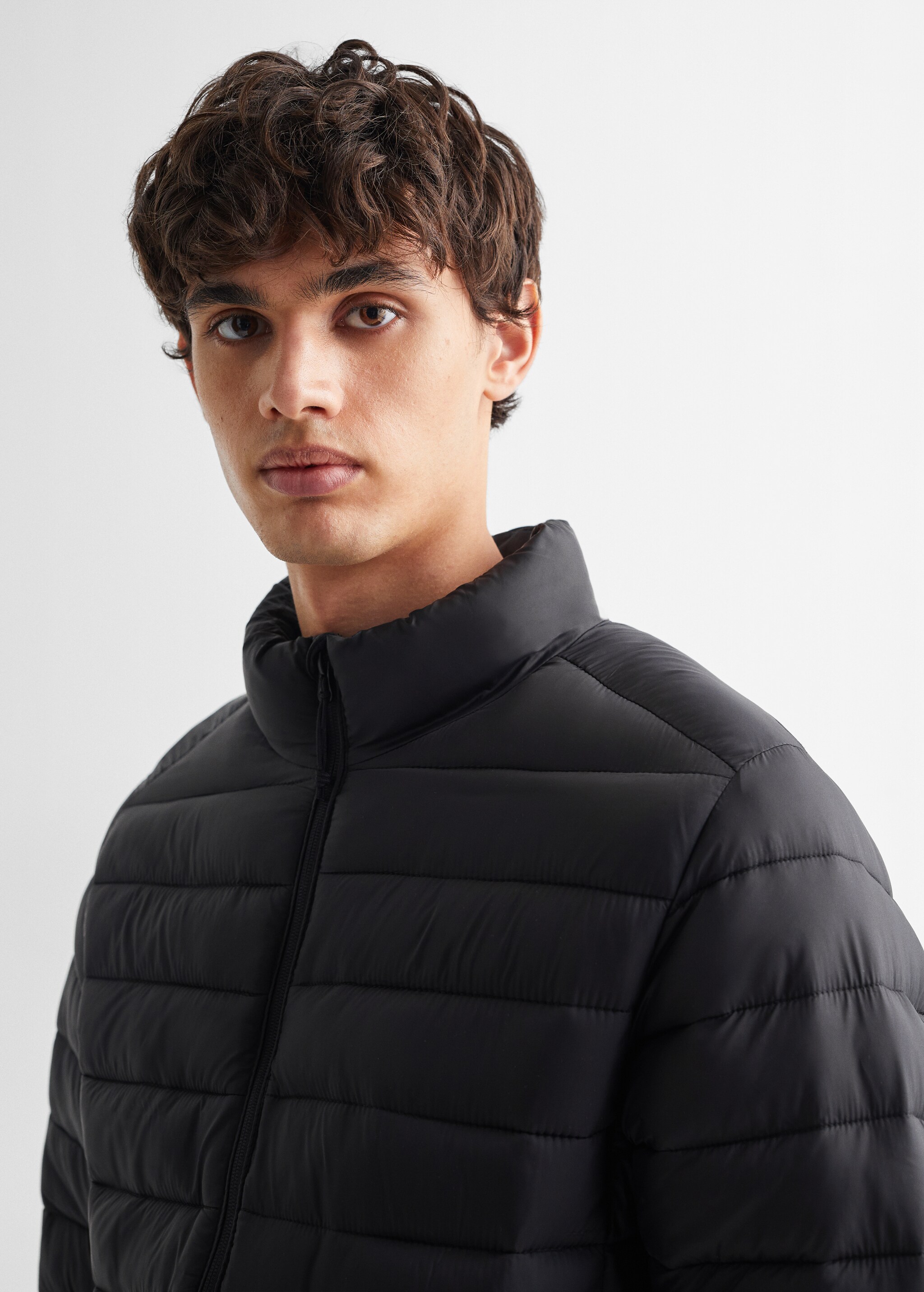 Side-zip quilted coat - Details of the article 1
