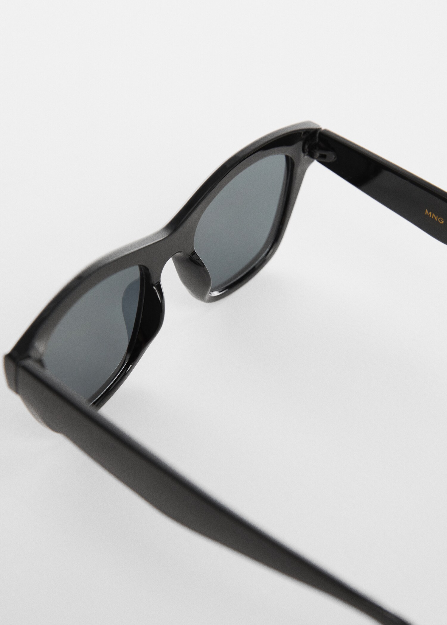 Acetate frame sunglasses - Details of the article 1