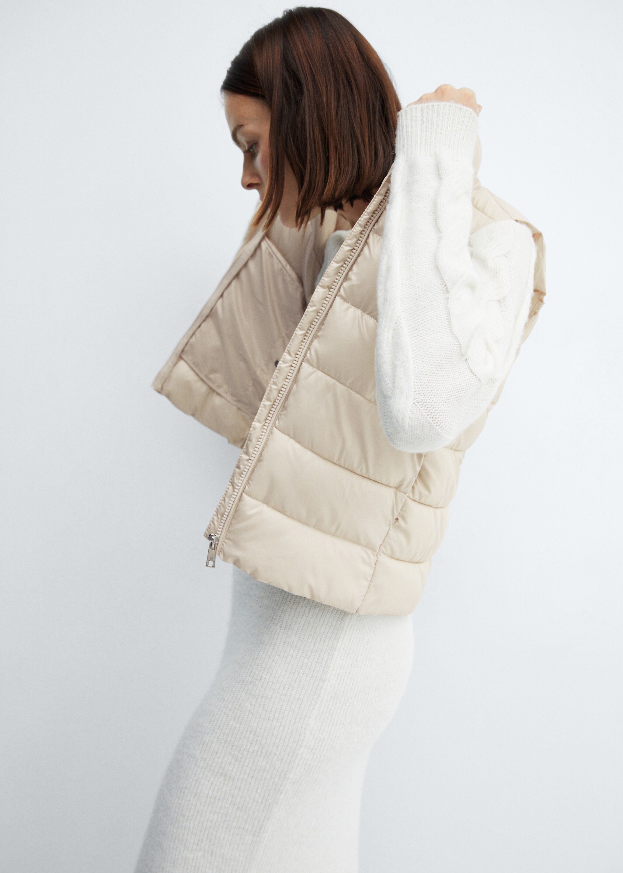Ultra-light quilted gilet - Details of the article 2