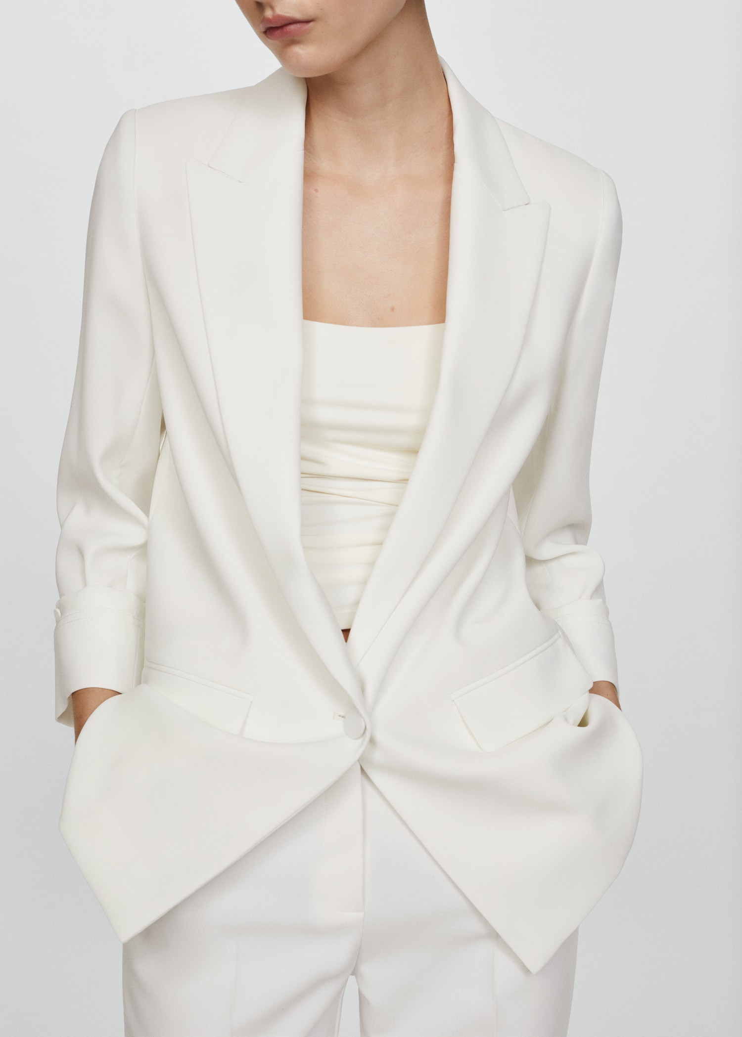 Tailored jacket with turn-down sleeves  - Details of the article 6