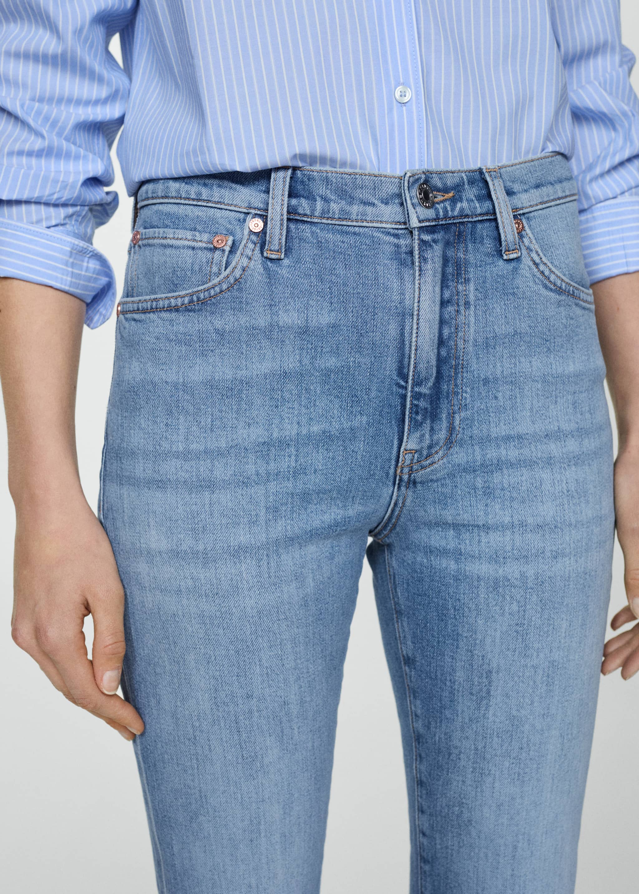 Slim cropped jeans - Details of the article 6