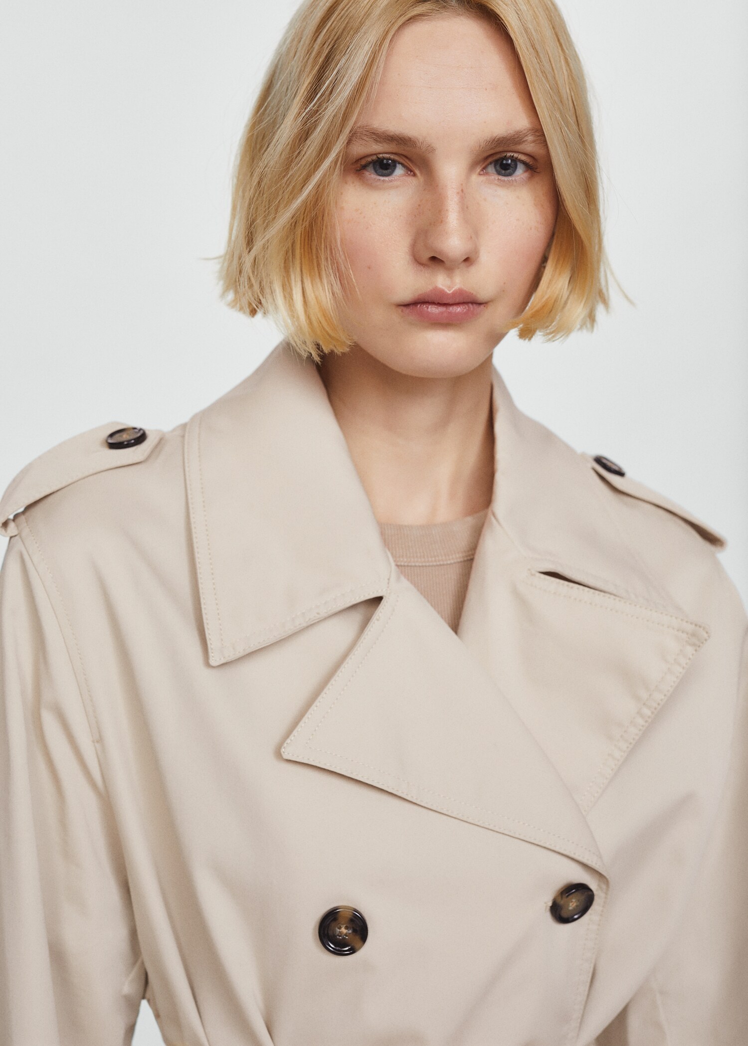 Double-button trench coat - Details of the article 1