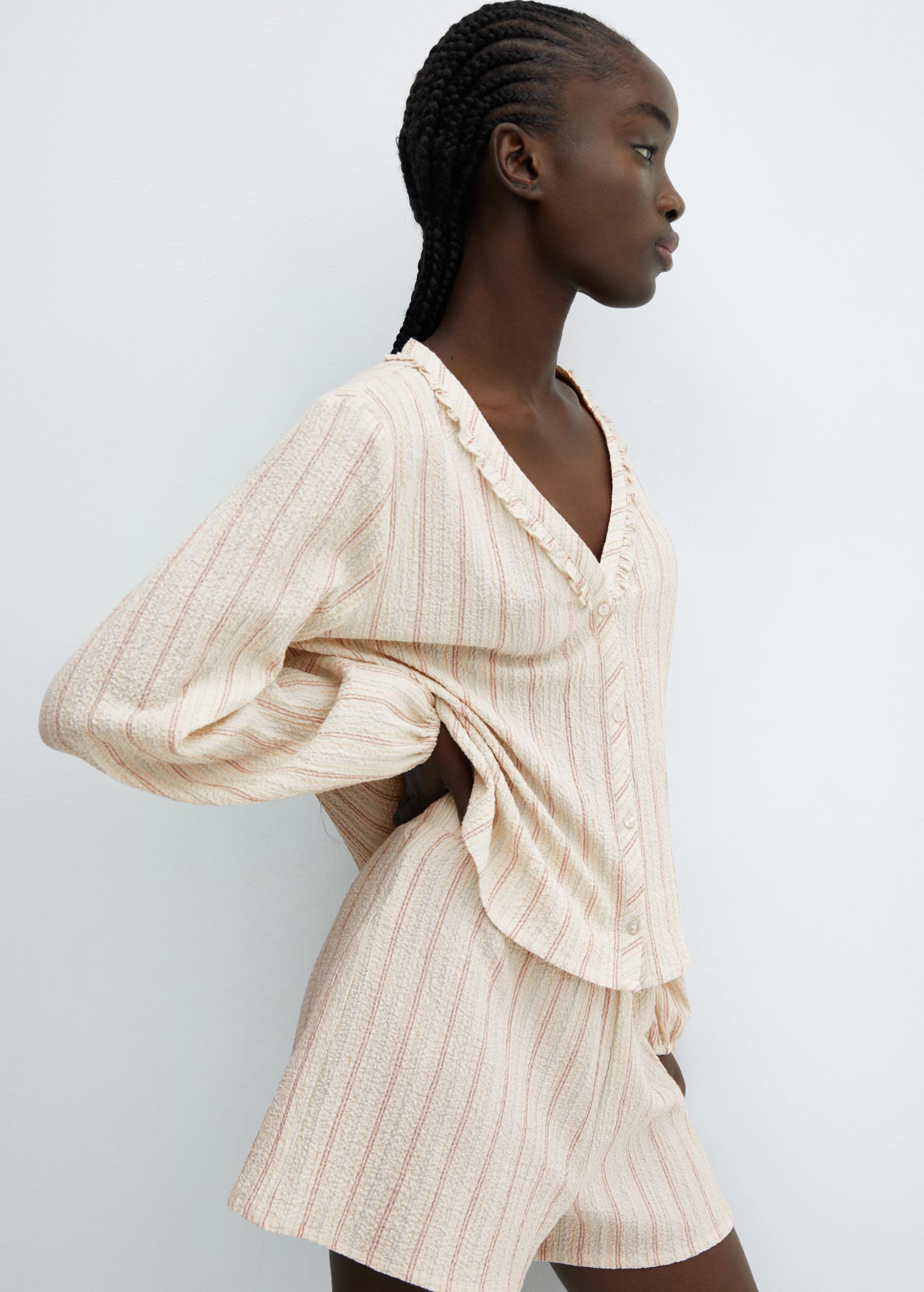 Two-piece textured cotton pyjamas - Details of the article 2