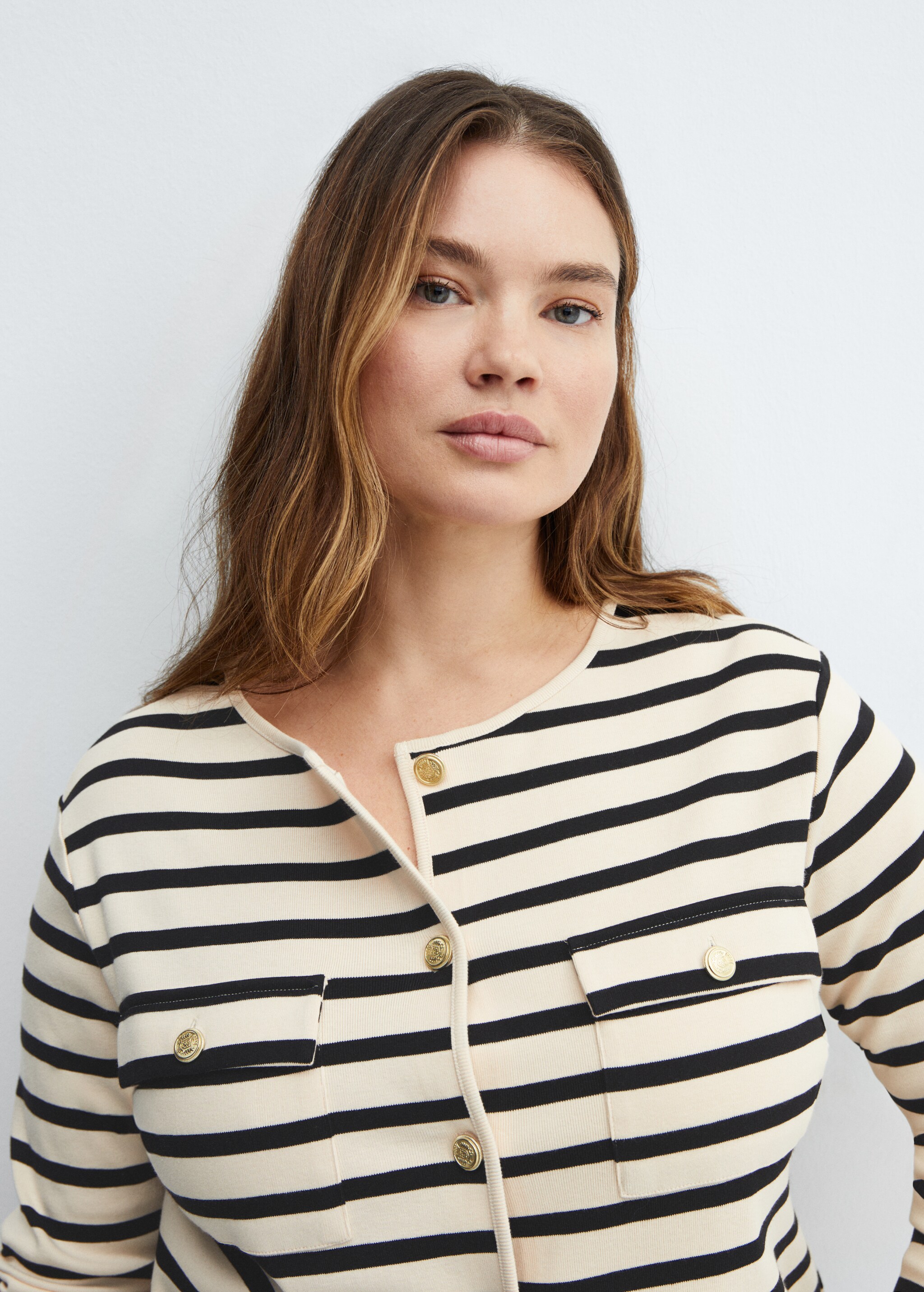 Striped cardigan with buttons - Details of the article 4