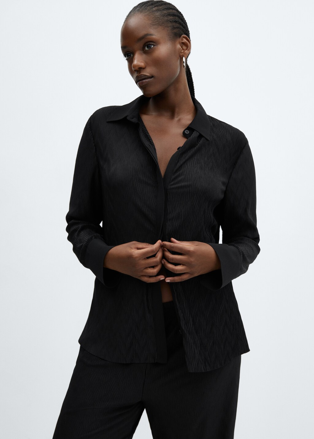 Camisa negra mujer mango hotsell