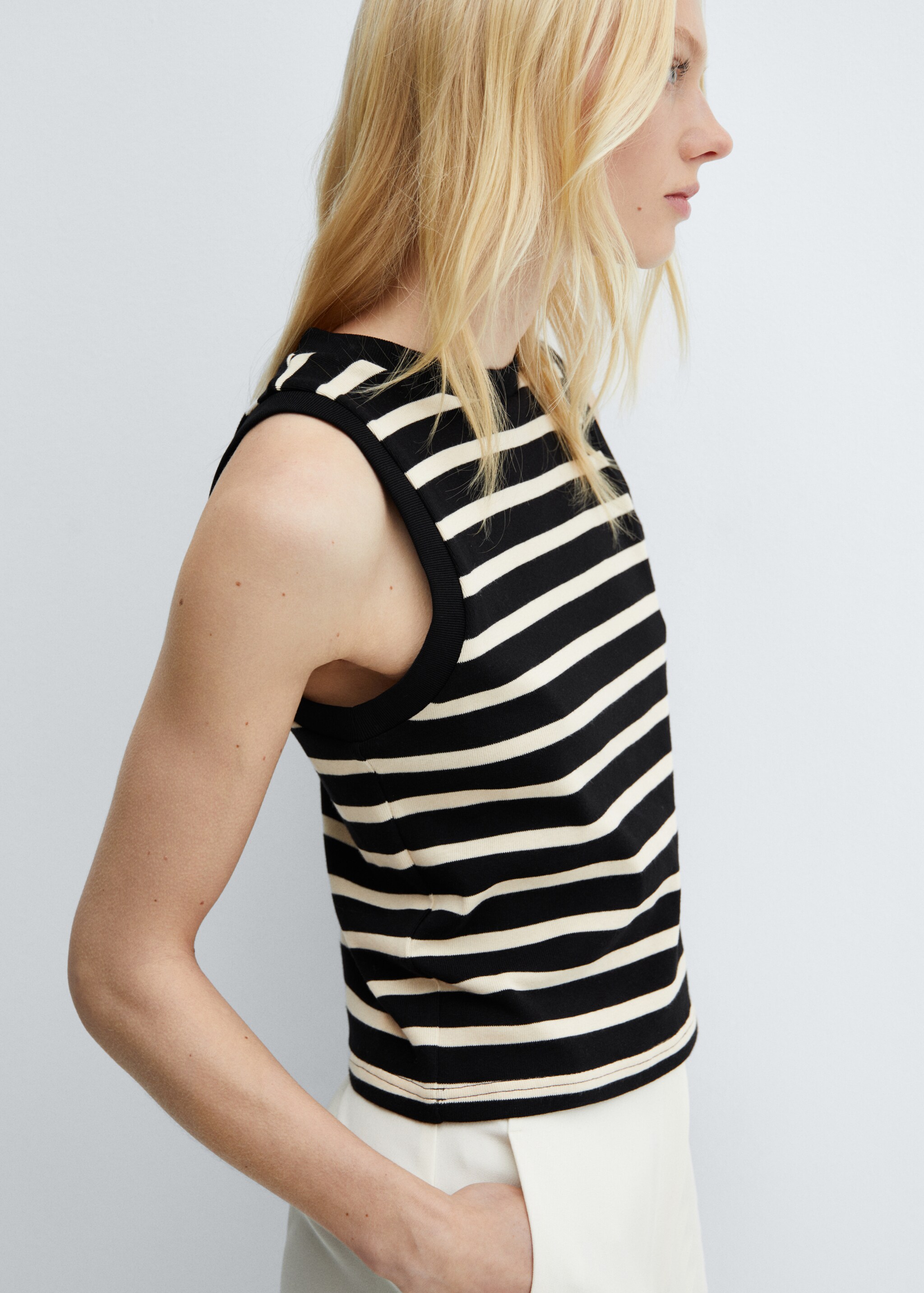 Striped cotton-blend top - Details of the article 2