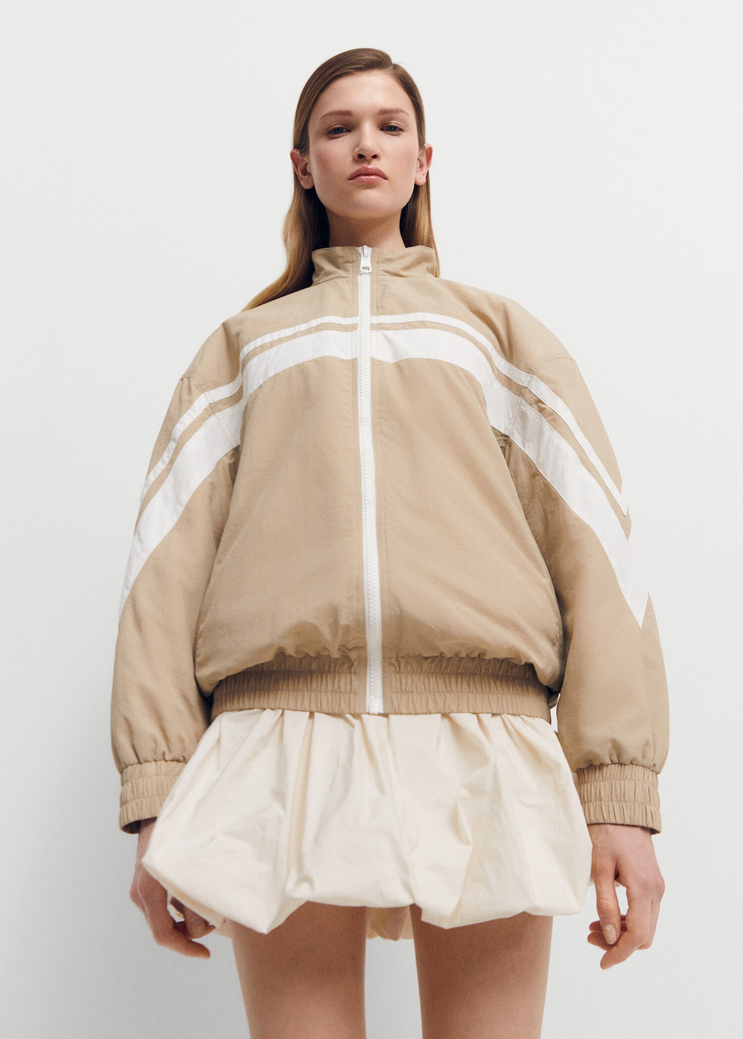 Chaqueta bomber interior acolchado - Plano medio