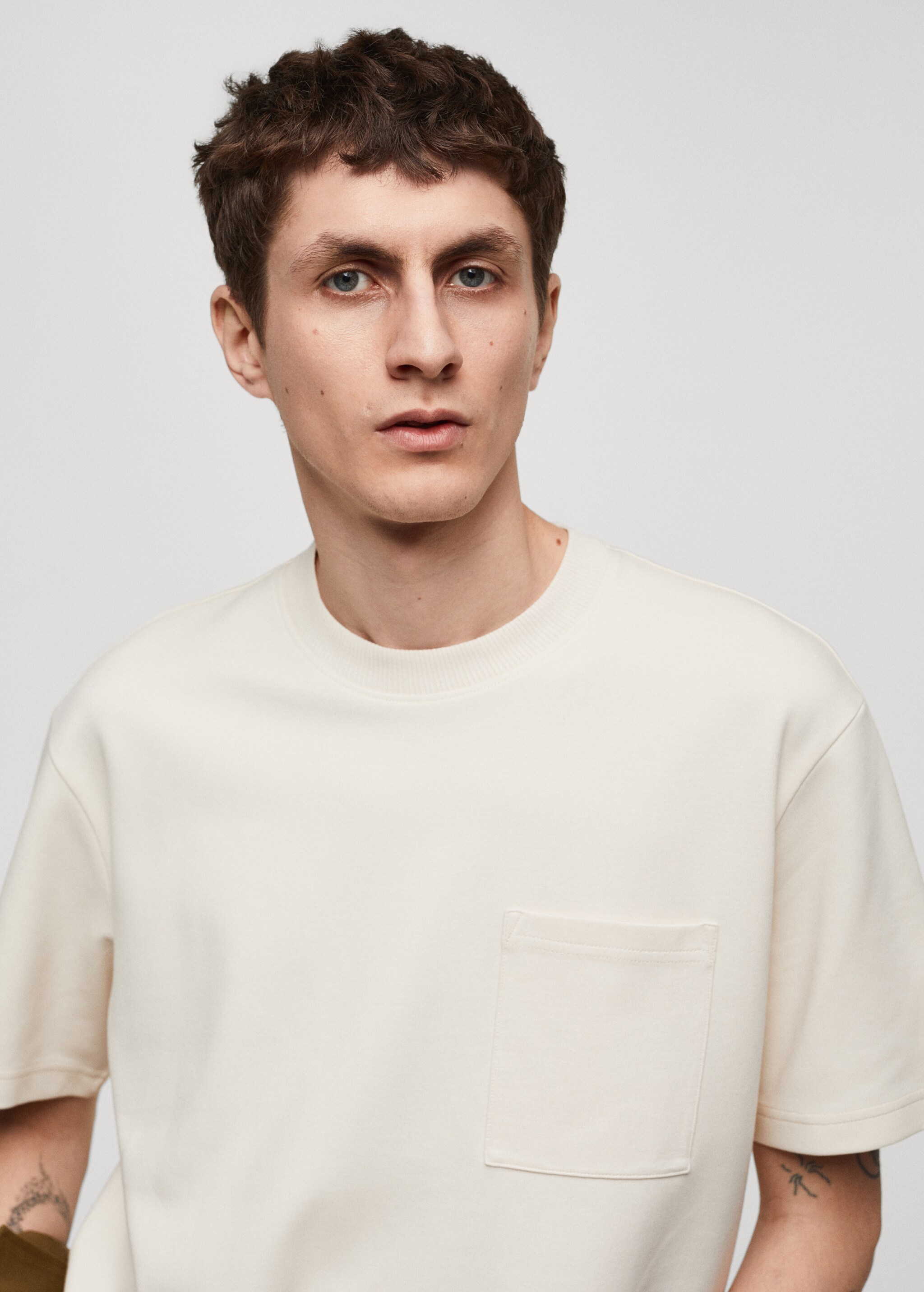 Relaxed fit pocket t-shirt - Details of the article 1