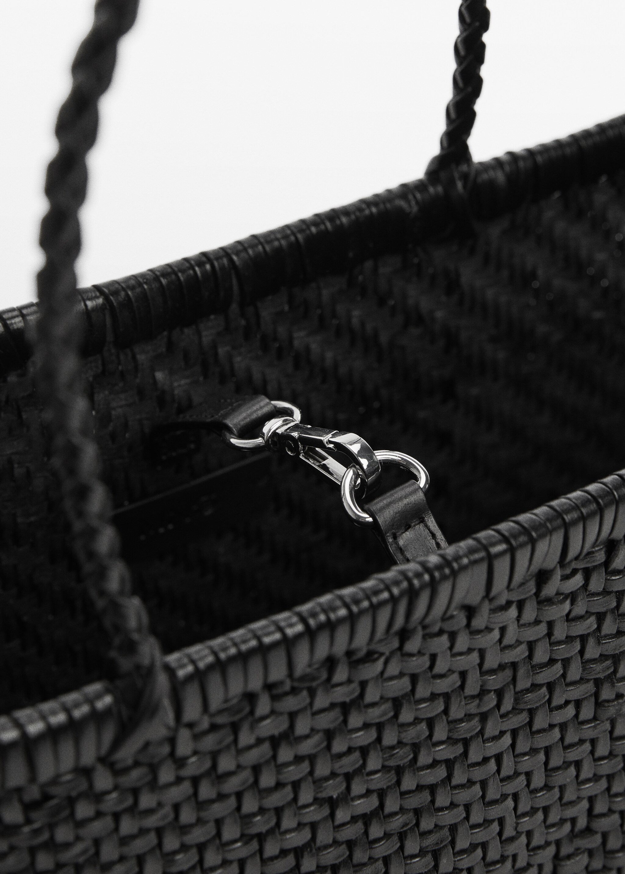 Braided leather bag - Details of the article 1