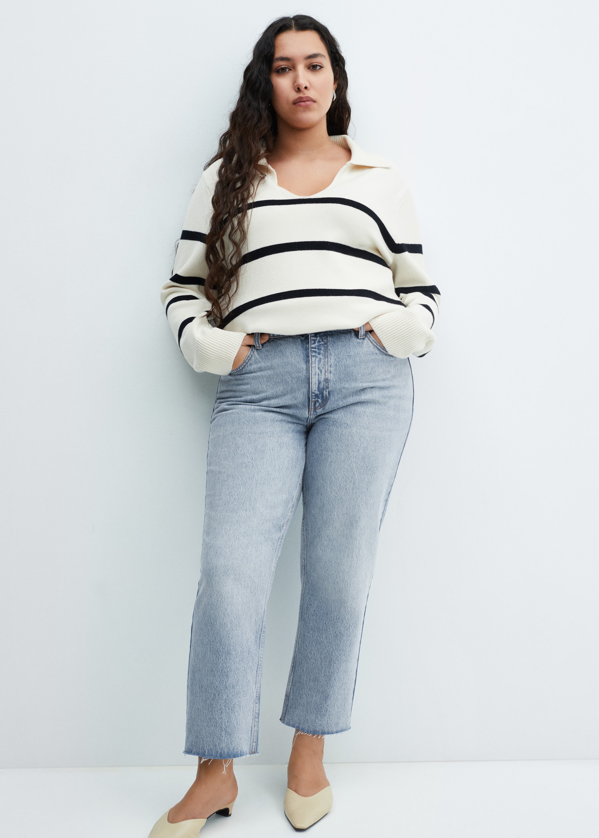 Straight-fit cropped jeans - Details of the article 5