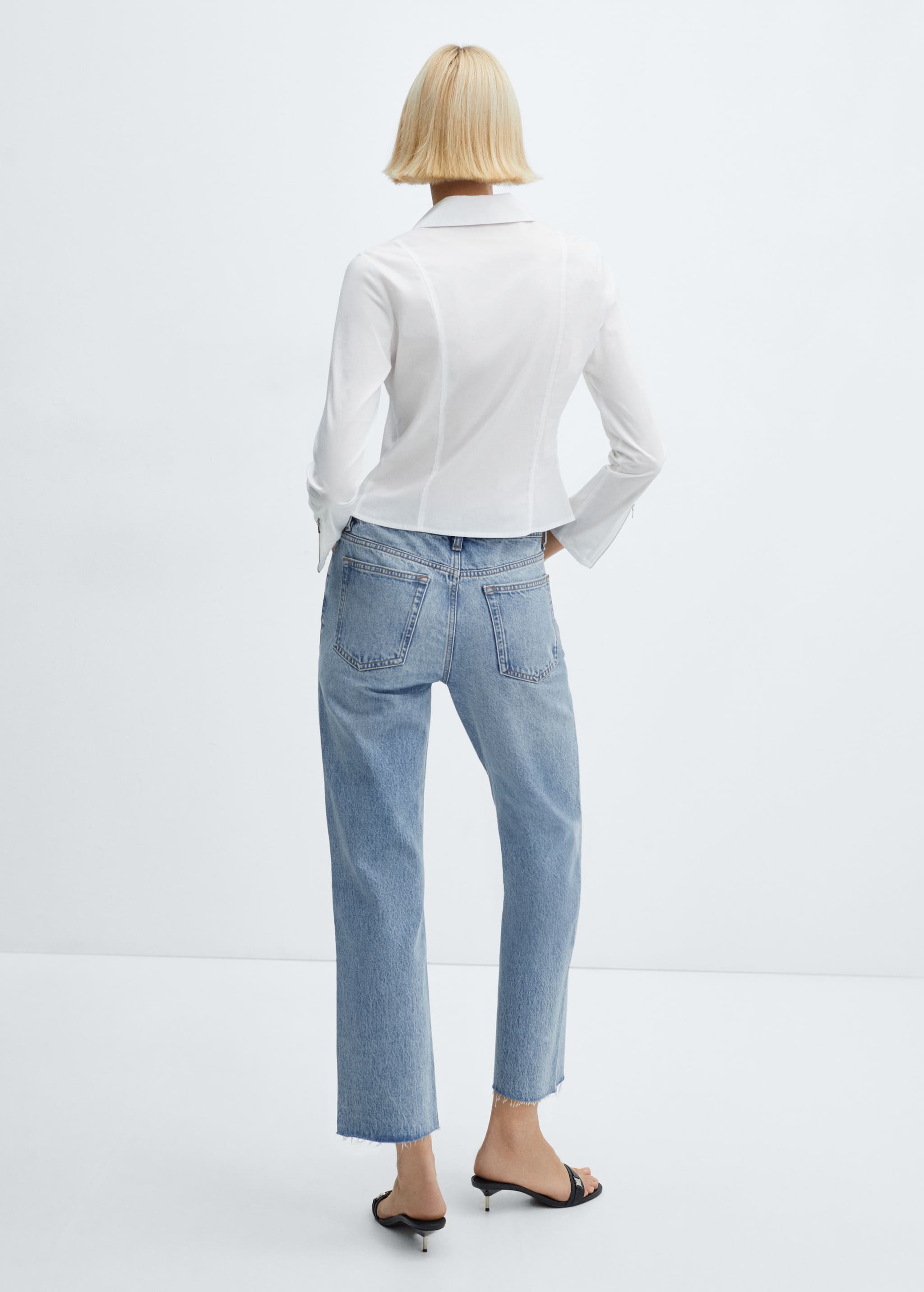 Straight-fit cropped jeans - Reverse of the article