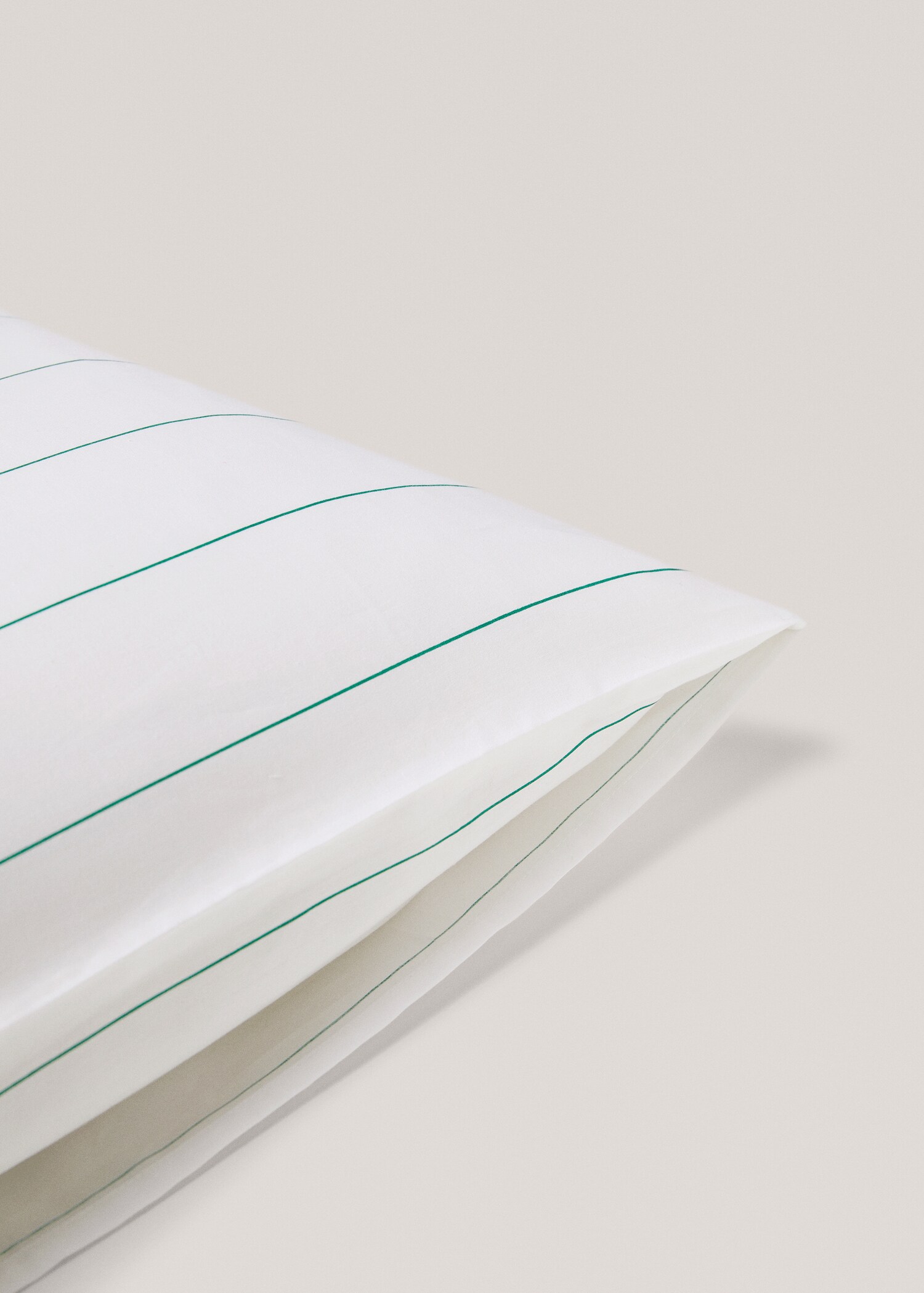 Striped cotton pillowcase 60x60cm (Pack of 2) - Details of the article 2