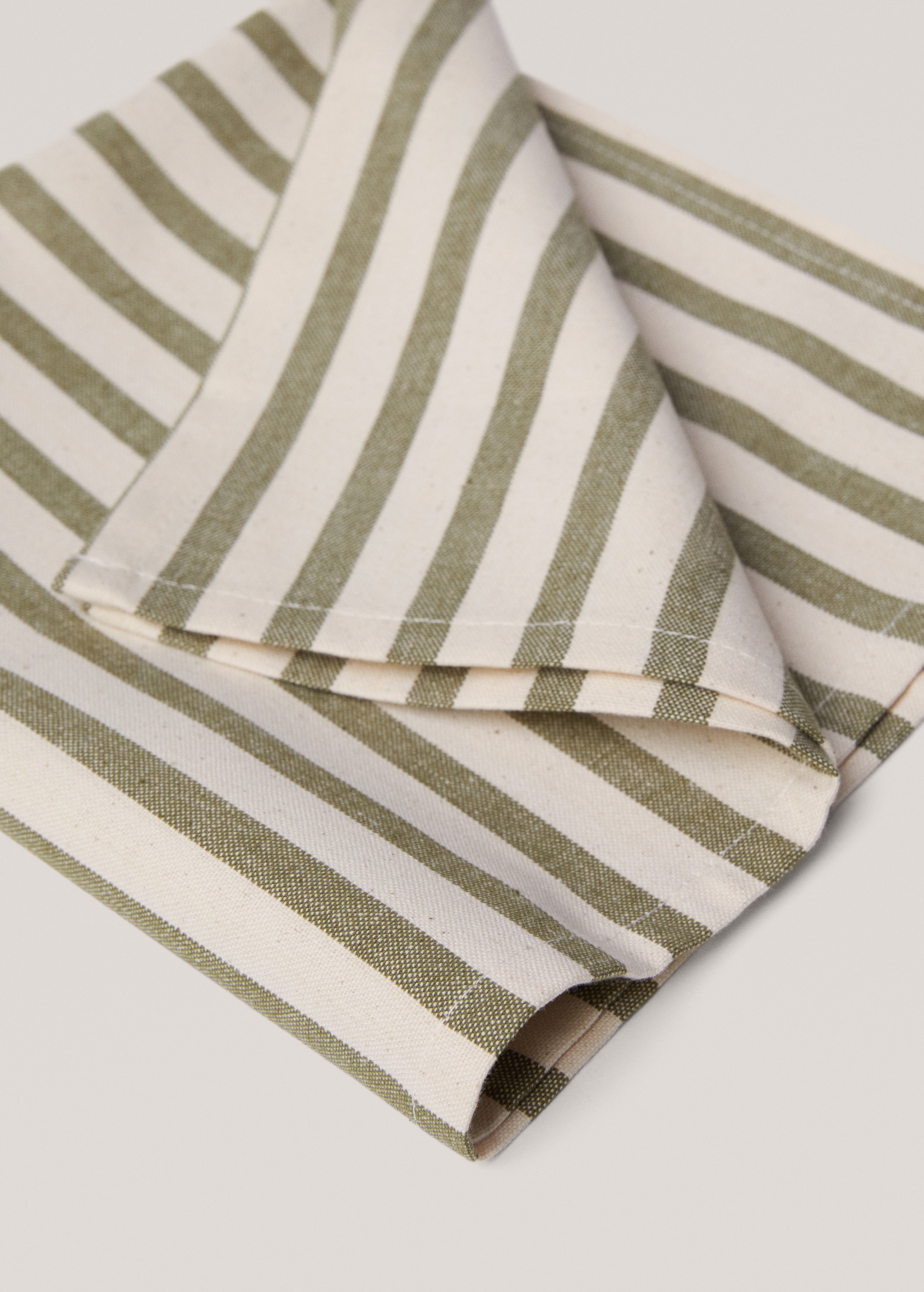 100% cotton striped napkin - Details of the article 2