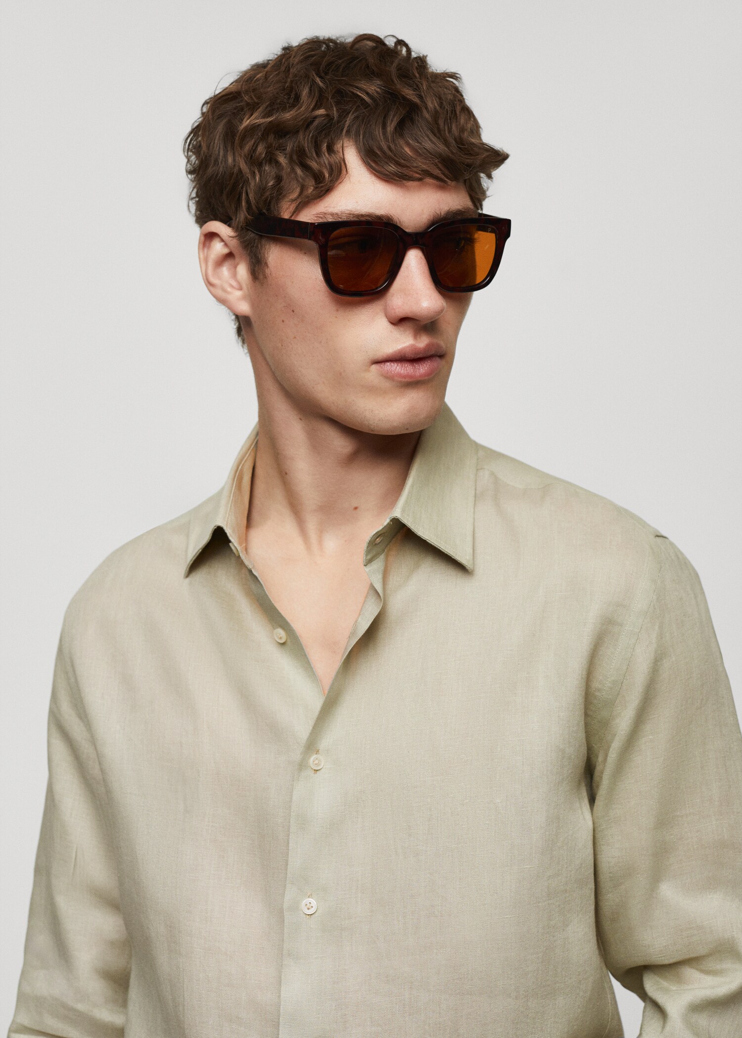Camisa regular fit 100% lino - Detalle del artículo 1