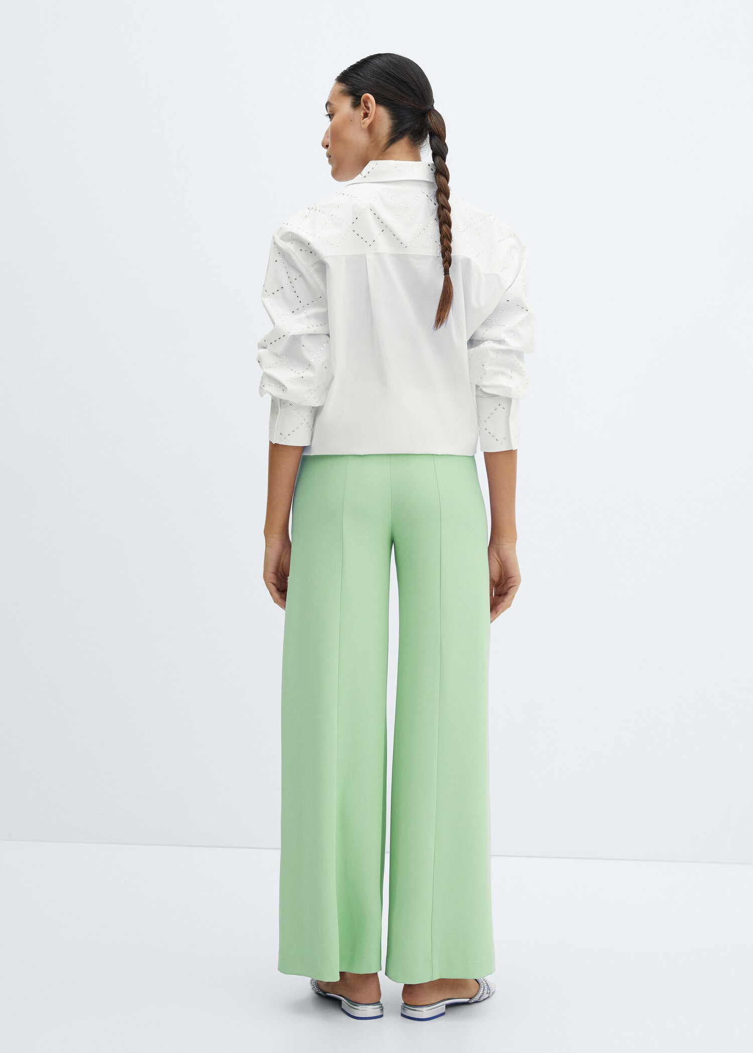 Wideleg pleated trousers - Reverse of the article