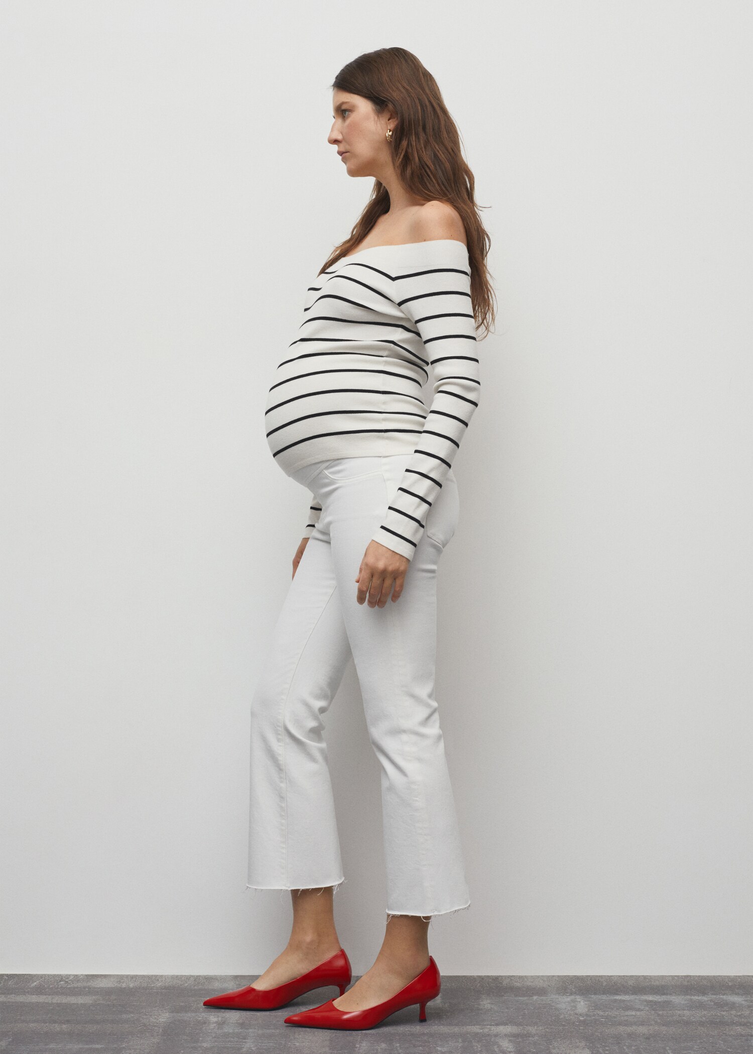 Maternity flared cropped jeans - Details of the article 2