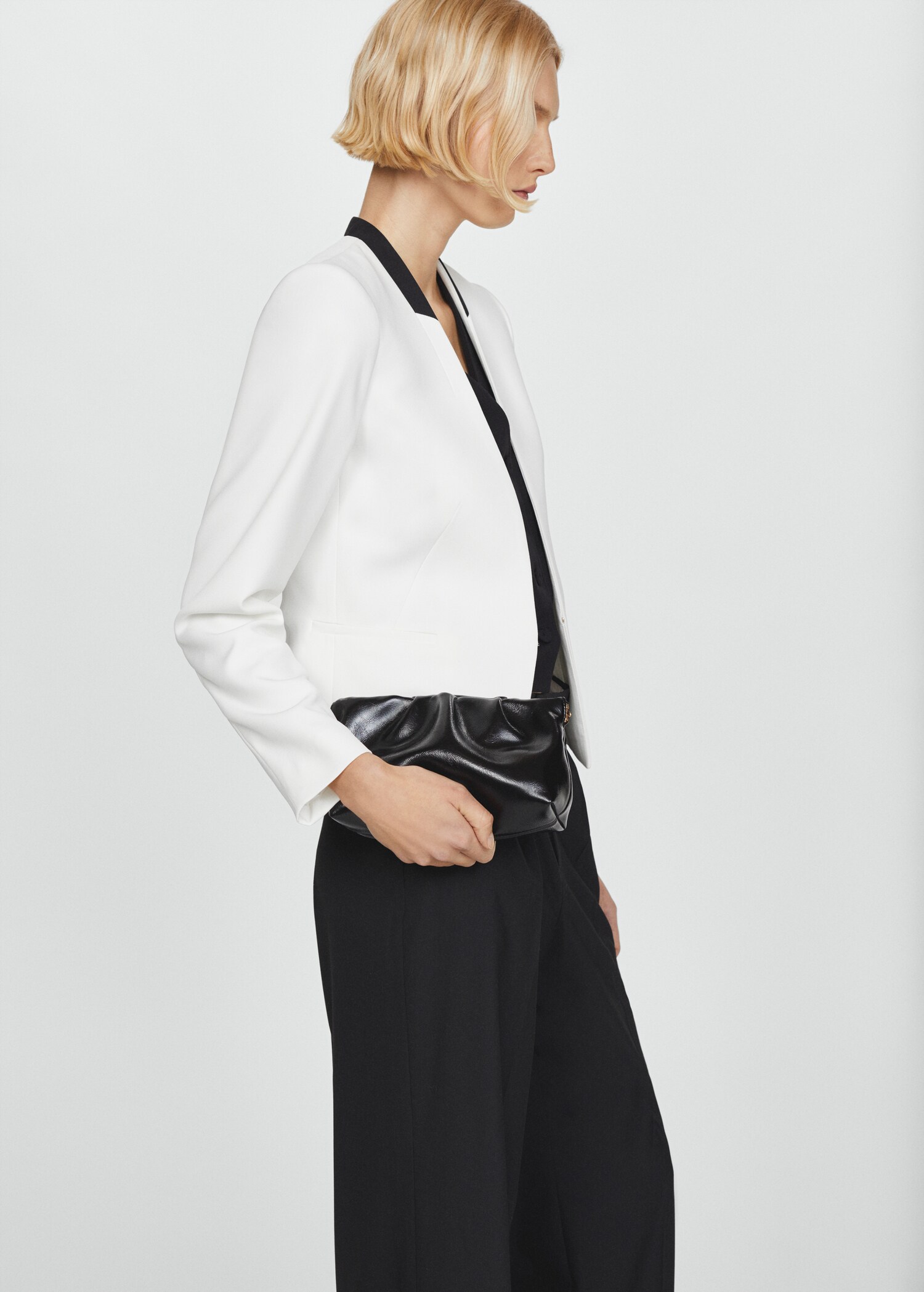 Blazer mit Kontrastbiesen - Damen | MANGO Deutschland
