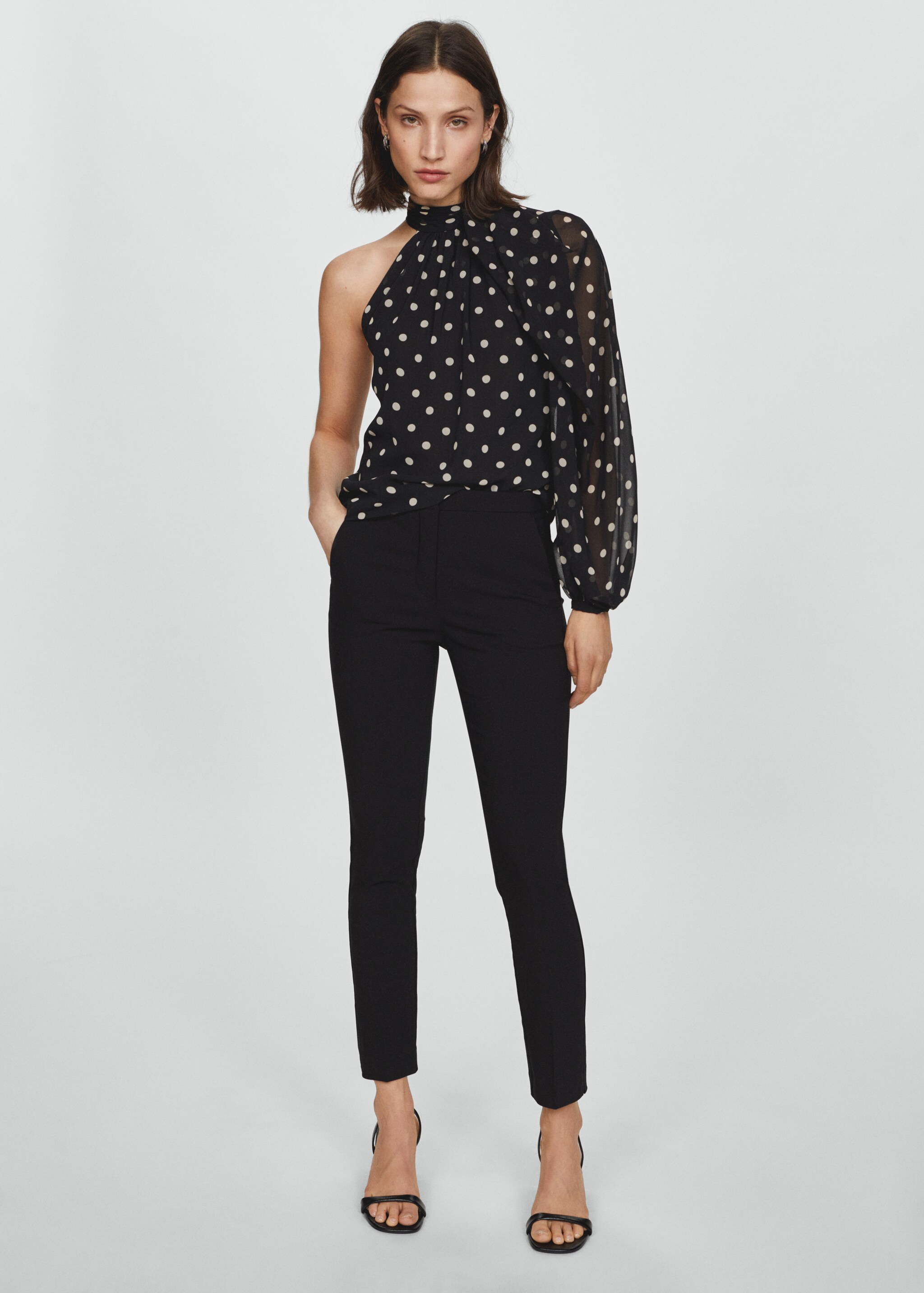 Asymmetric polka dot blouse - Details of the article 2