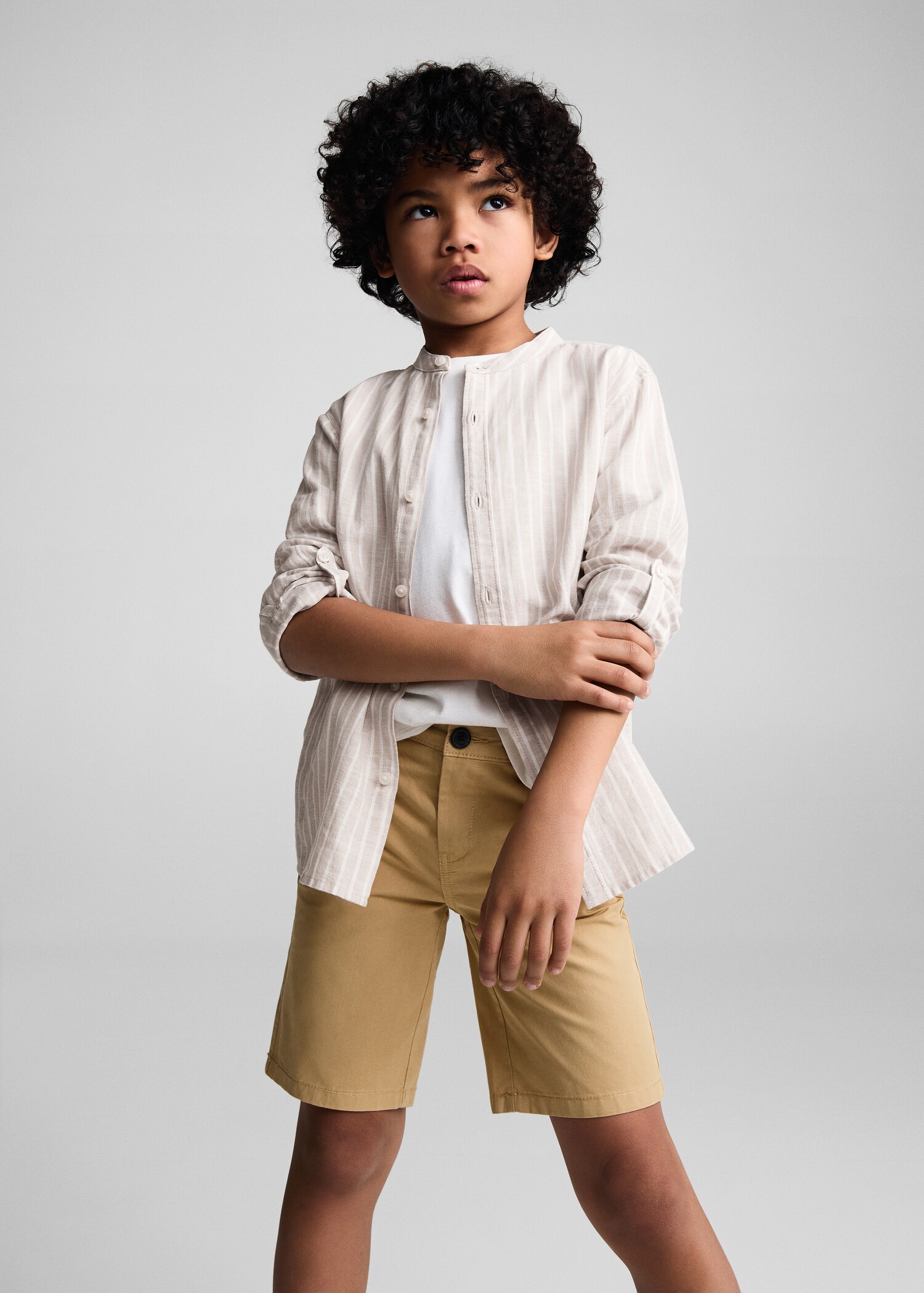 Bermuda slim-fit chino coton - Plan moyen