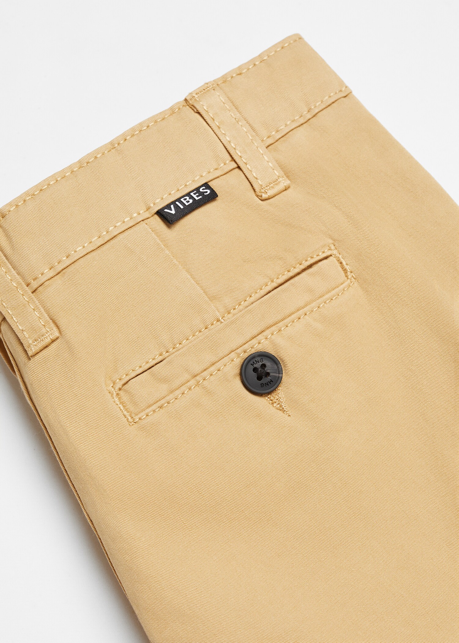 Slim-fit chino cotton bermuda shorts - Details of the article 8