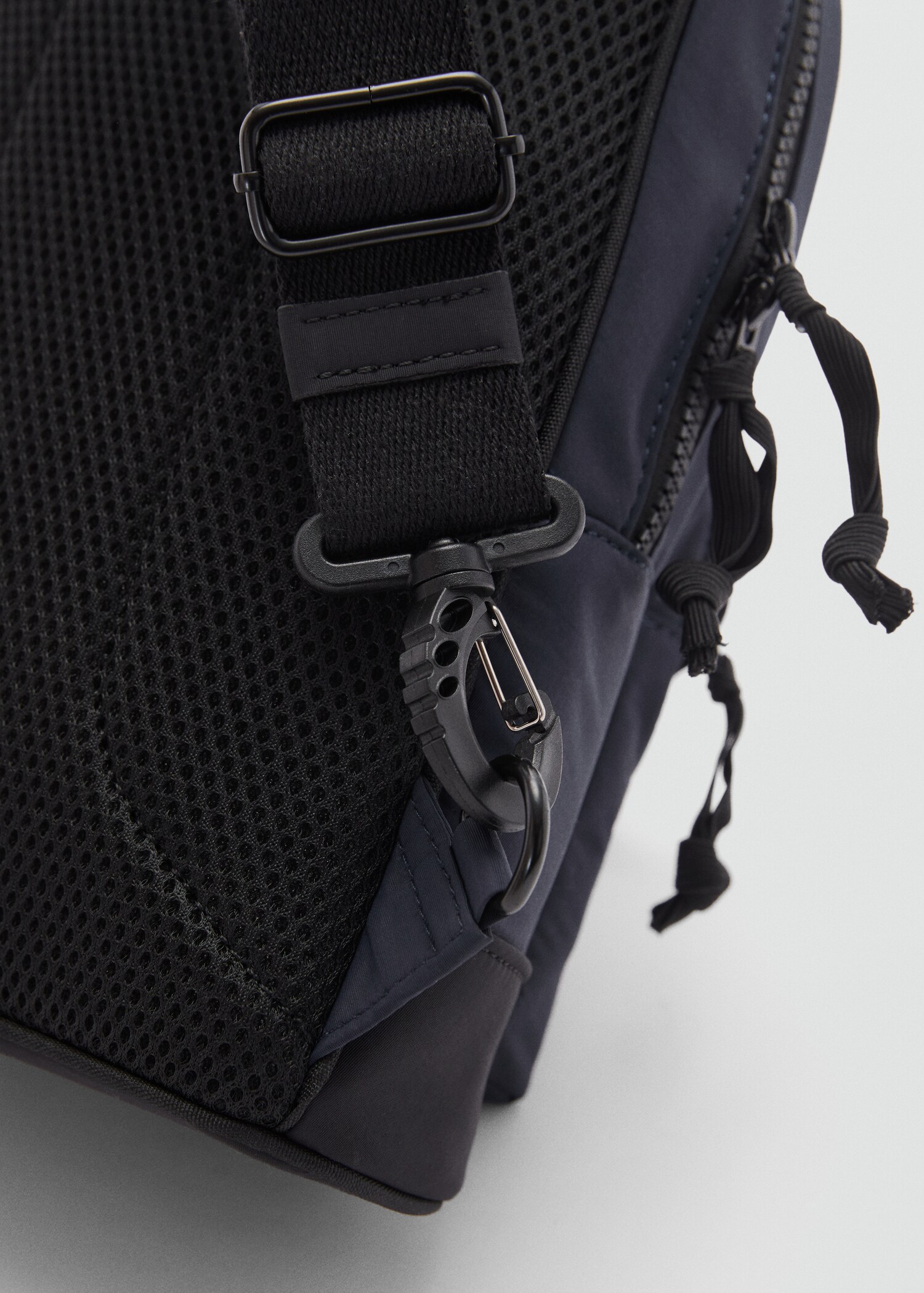 Waist bag pocket - Details of the article 3