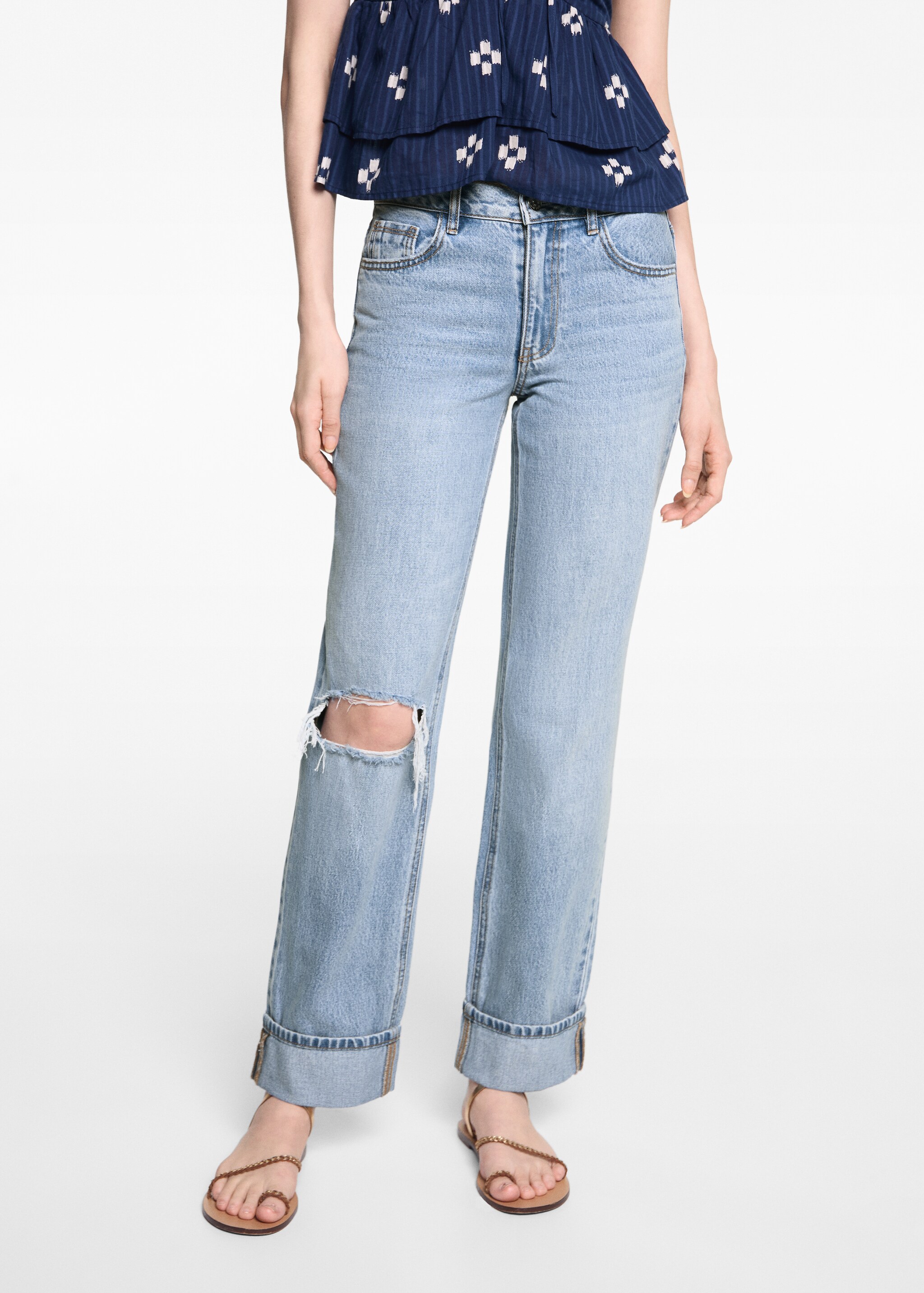 Ripped jeans with turn-up hem - Medium plane