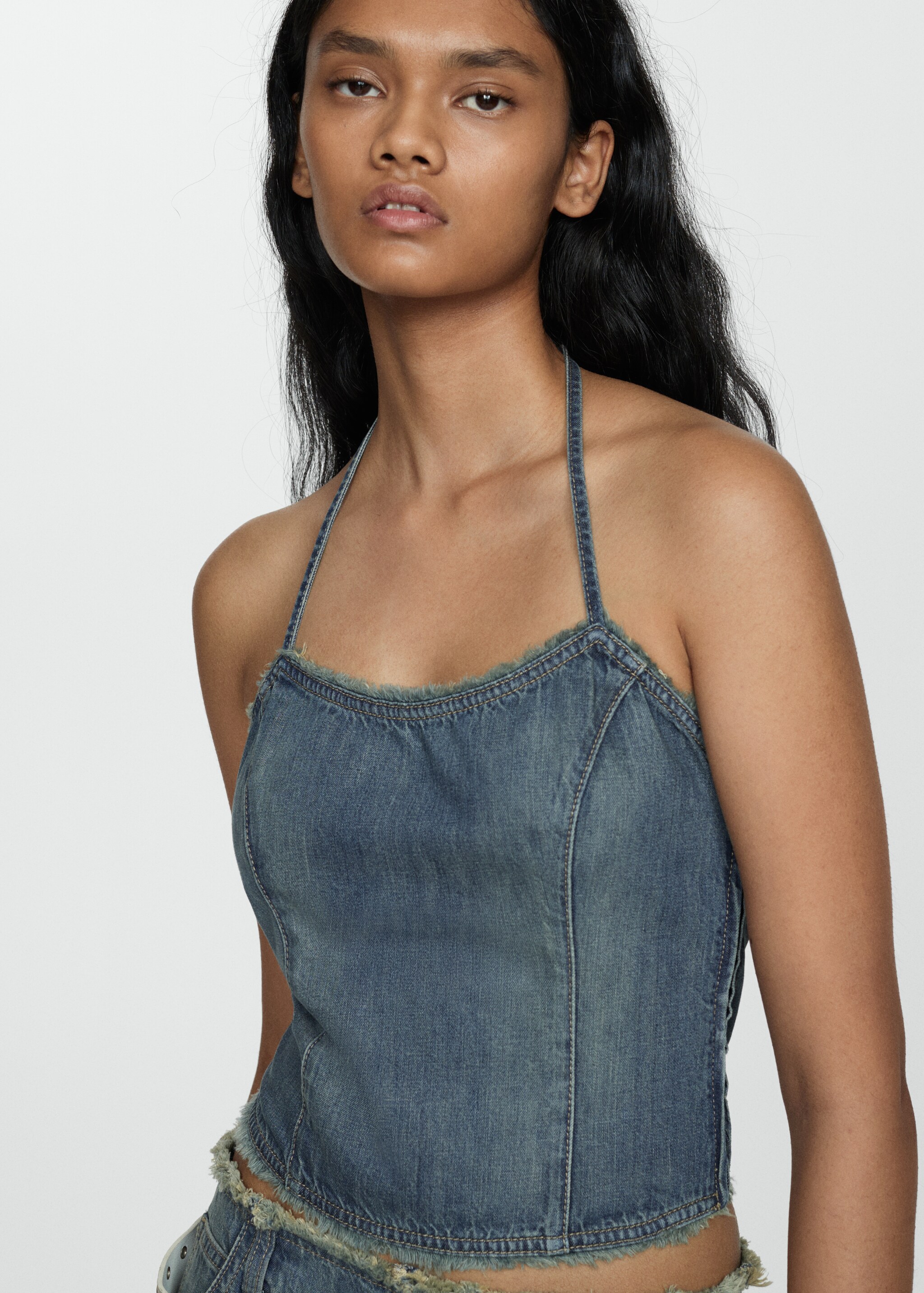 Denim top with frayed ends - Details of the article 1