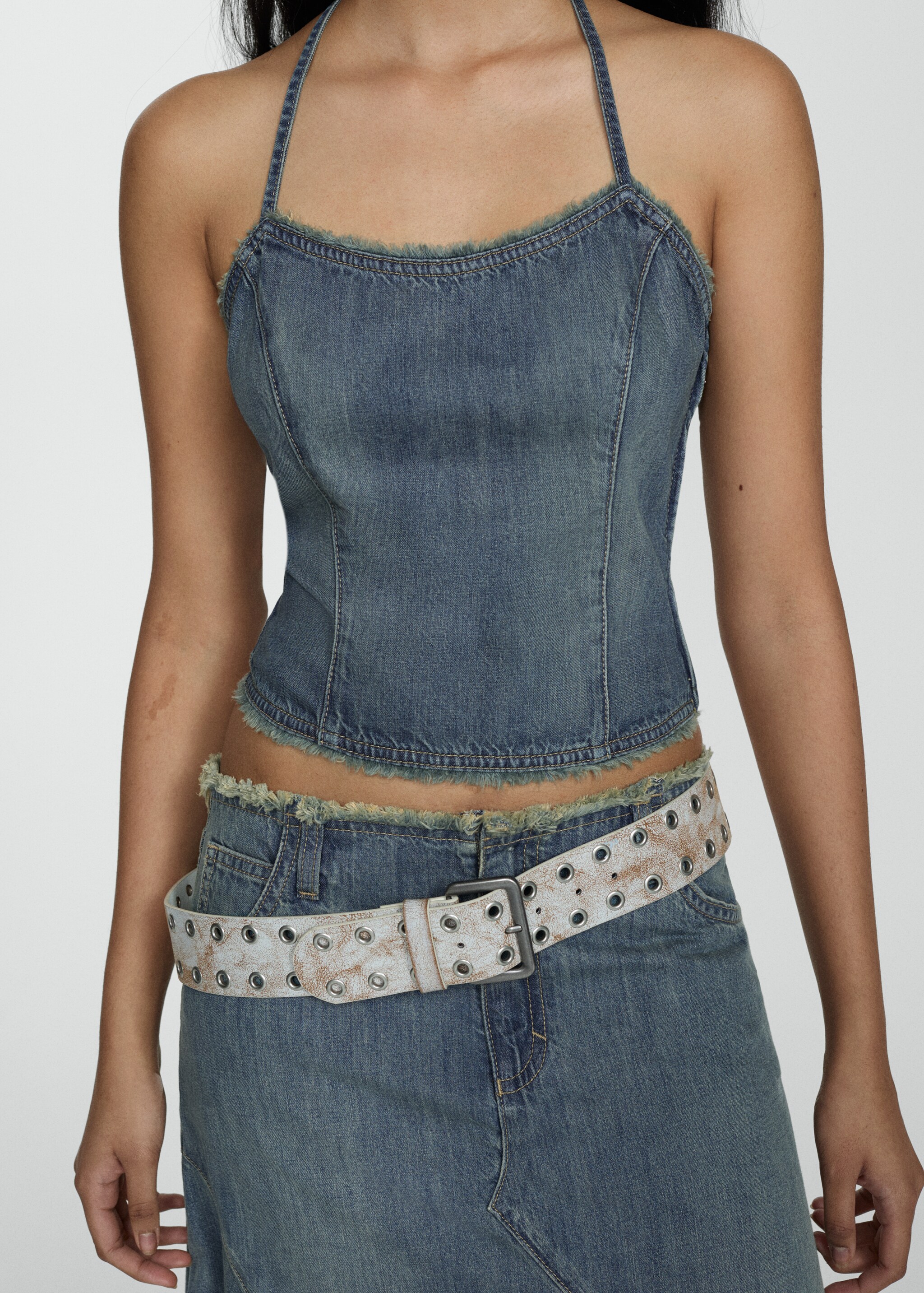 Denim top with frayed ends - Details of the article 6