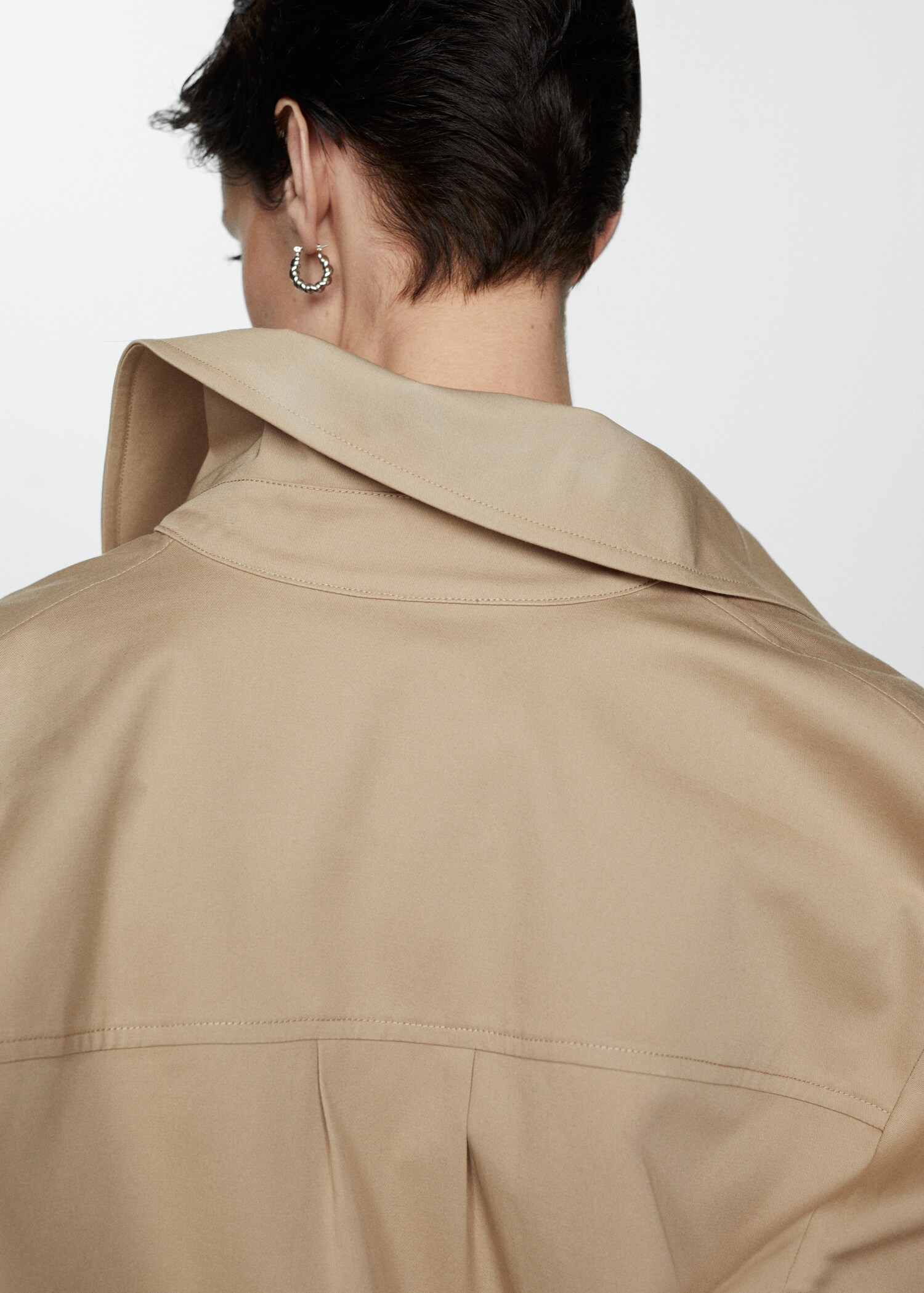 Oversized Overshirt mit Taschen - Damen | MANGO Deutschland