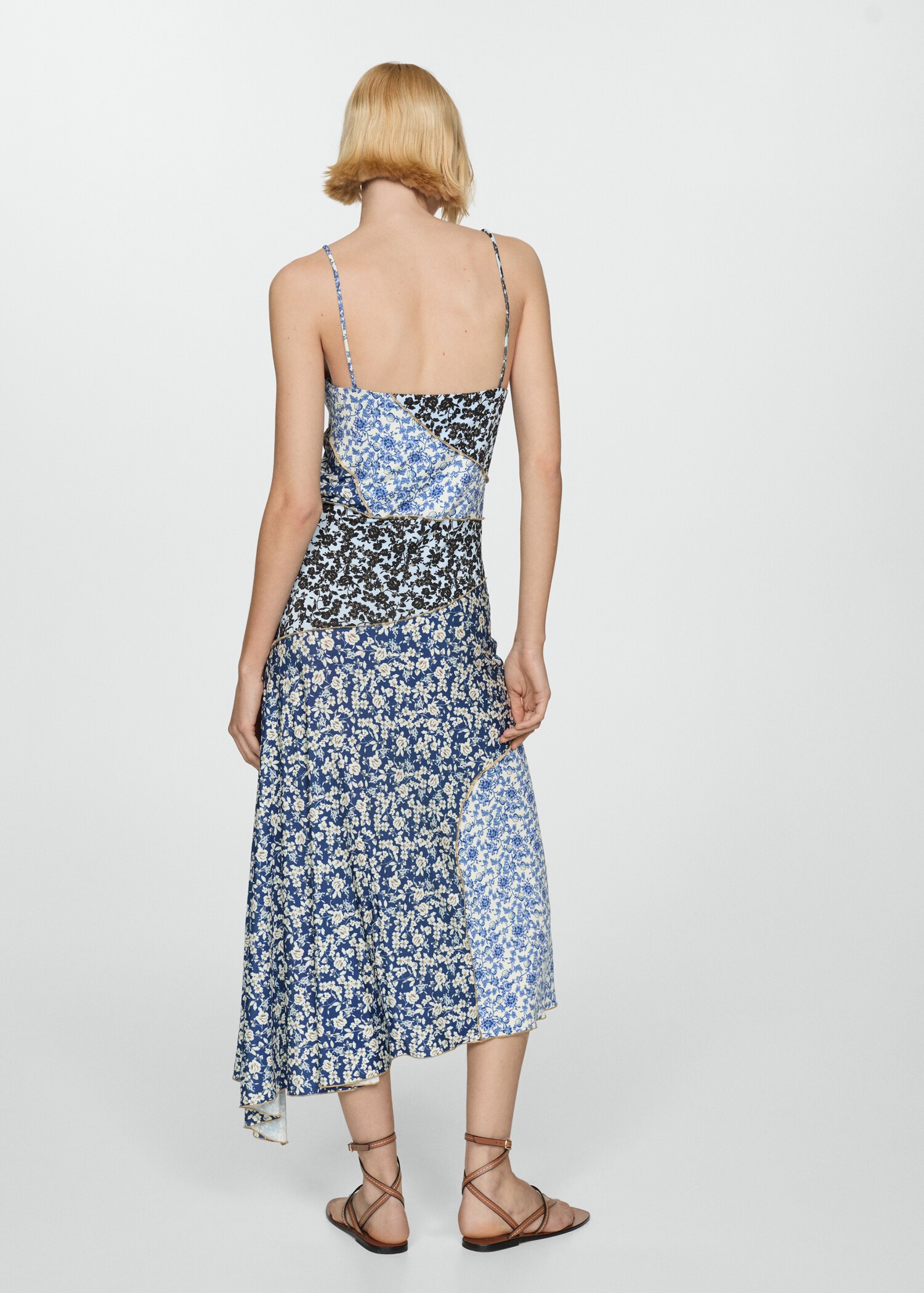 Printed dress with contrast stitching