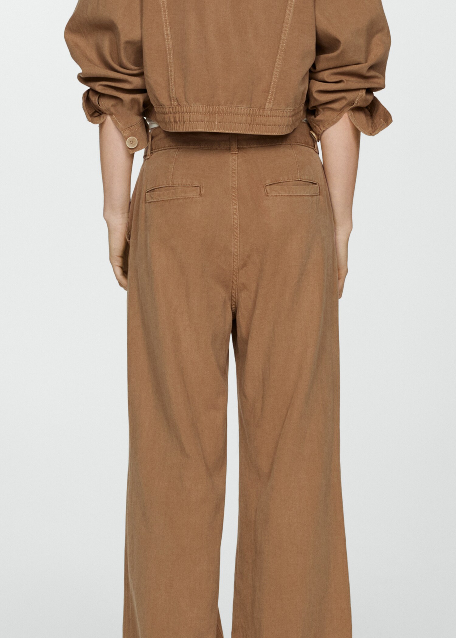 Wideleg pants with belt - Reverse of the article