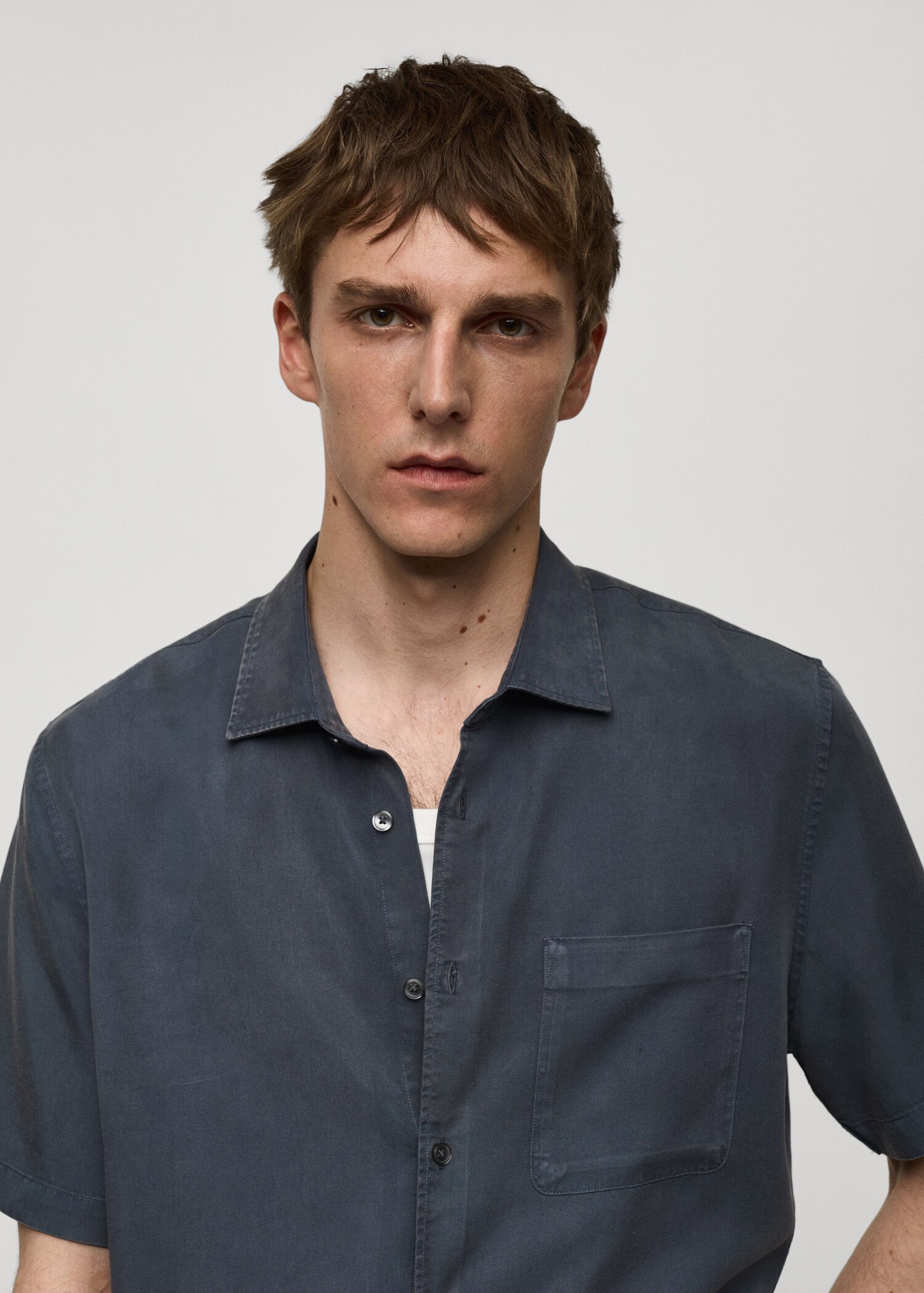 Camisa regular fit de 100% tencel - Pormenor do artigo 1