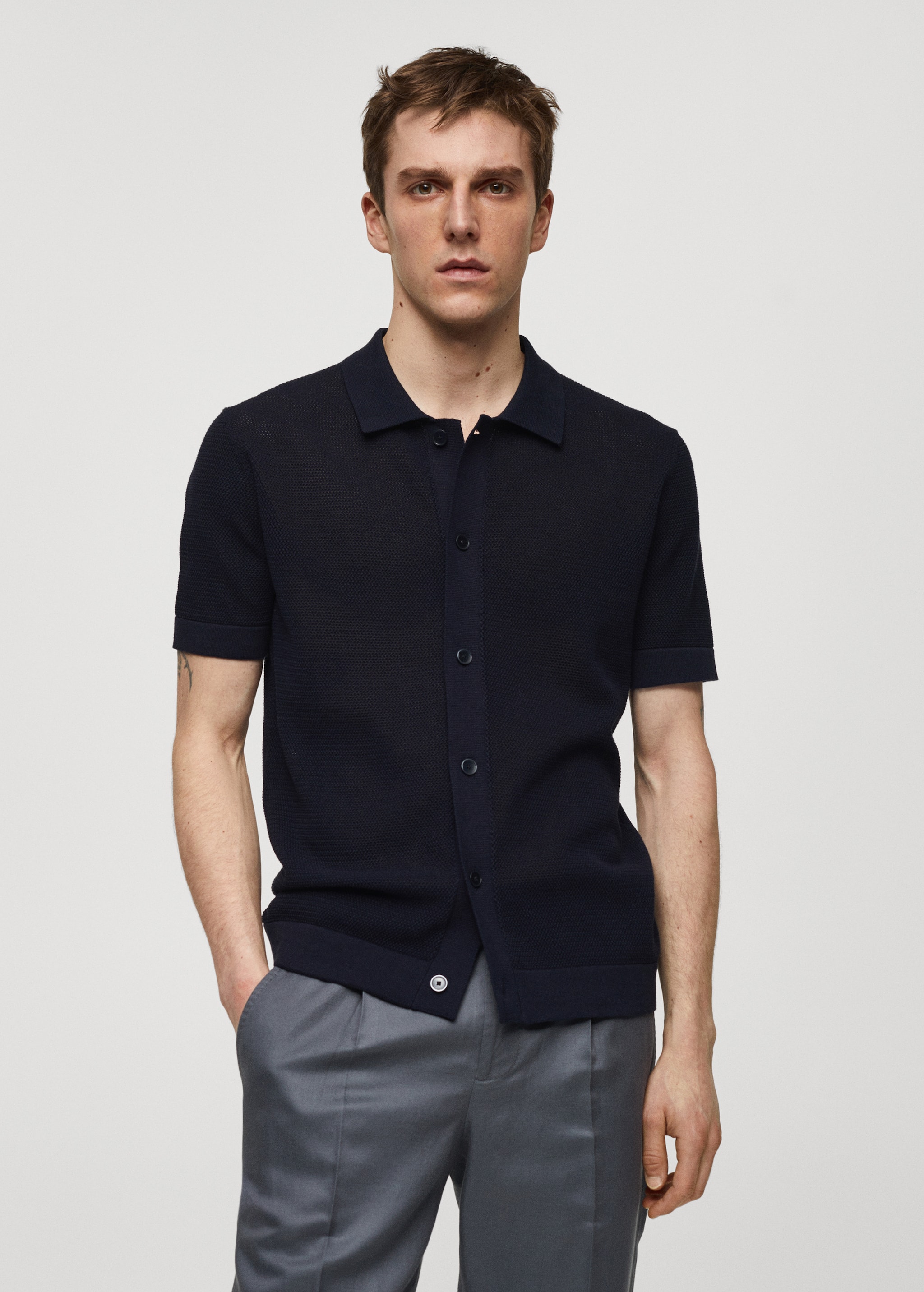 Knitted polo shirt with buttons - Medium plane