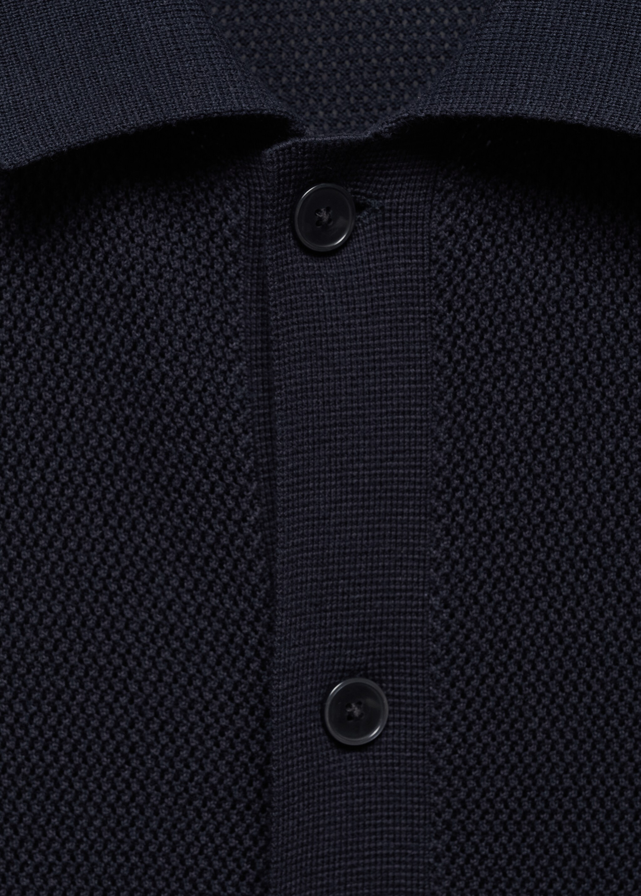 Knitted polo shirt with buttons - Details of the article 8