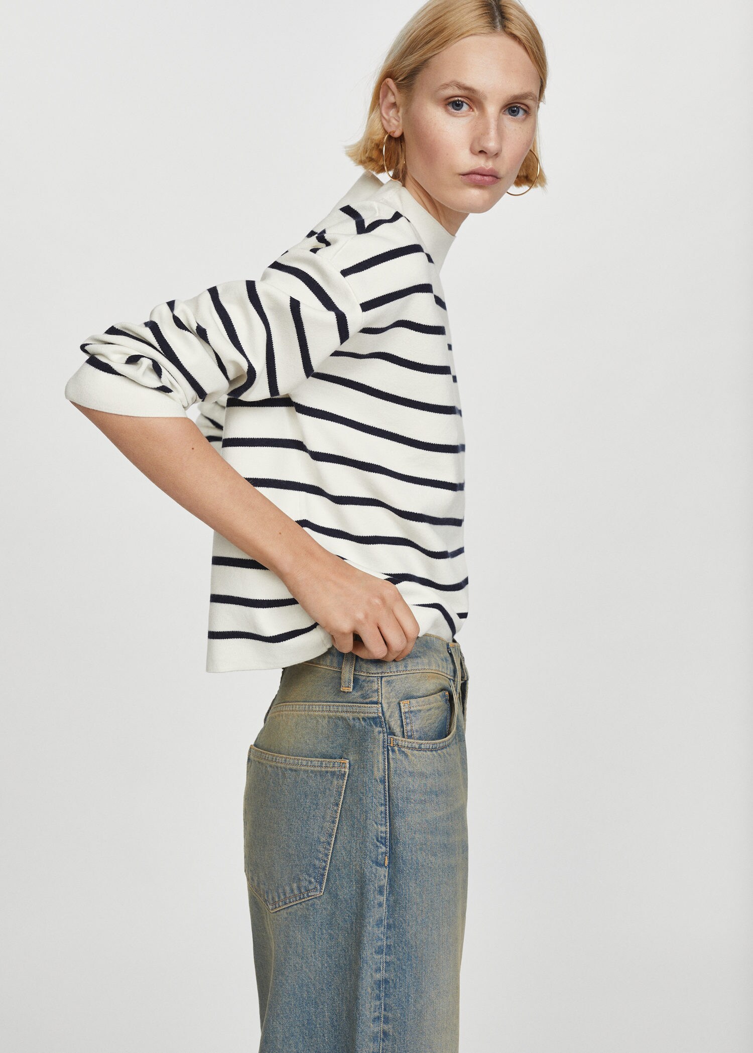 Pull-over rayures col montant | MANGO